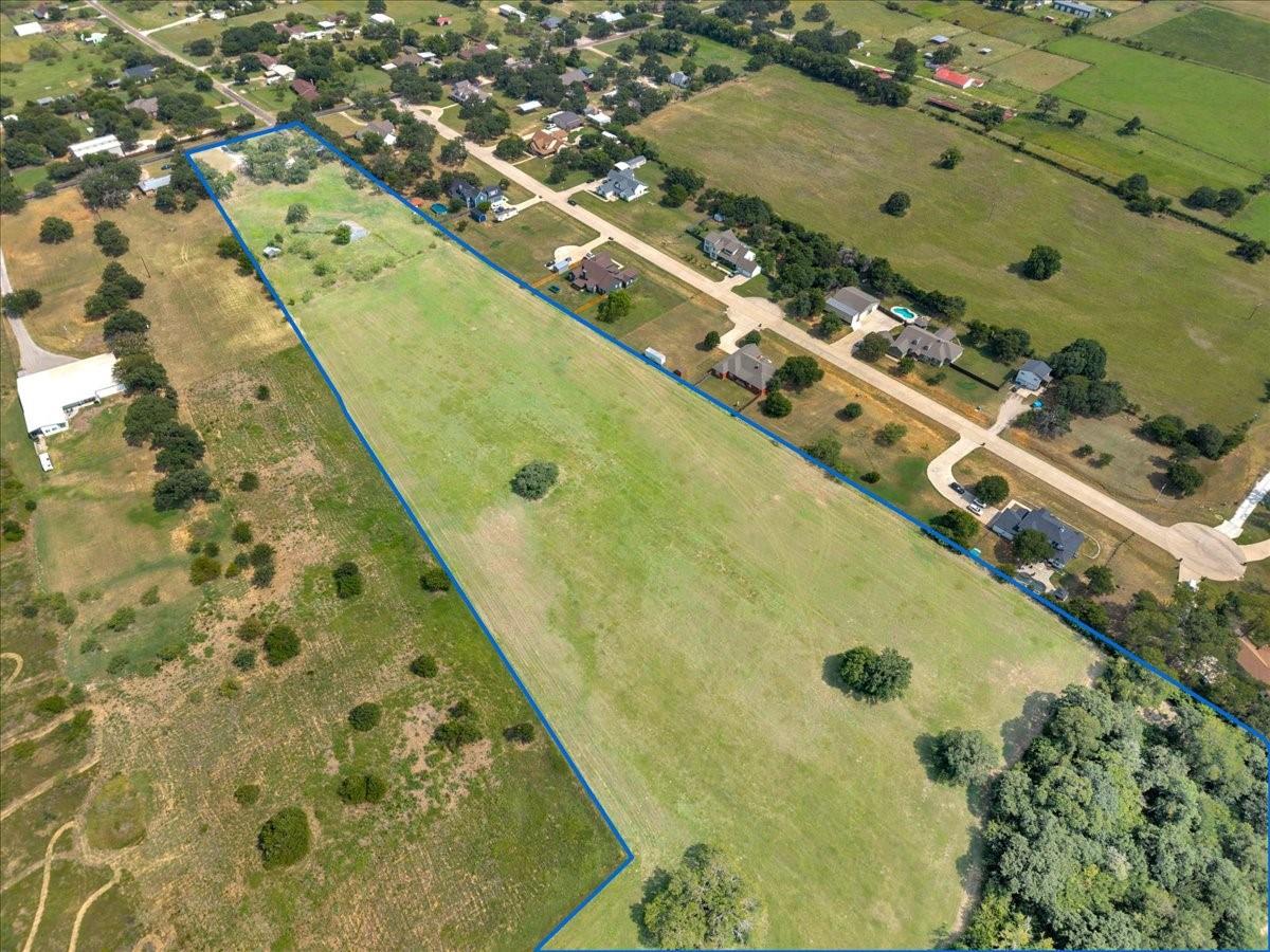 main property photo 9