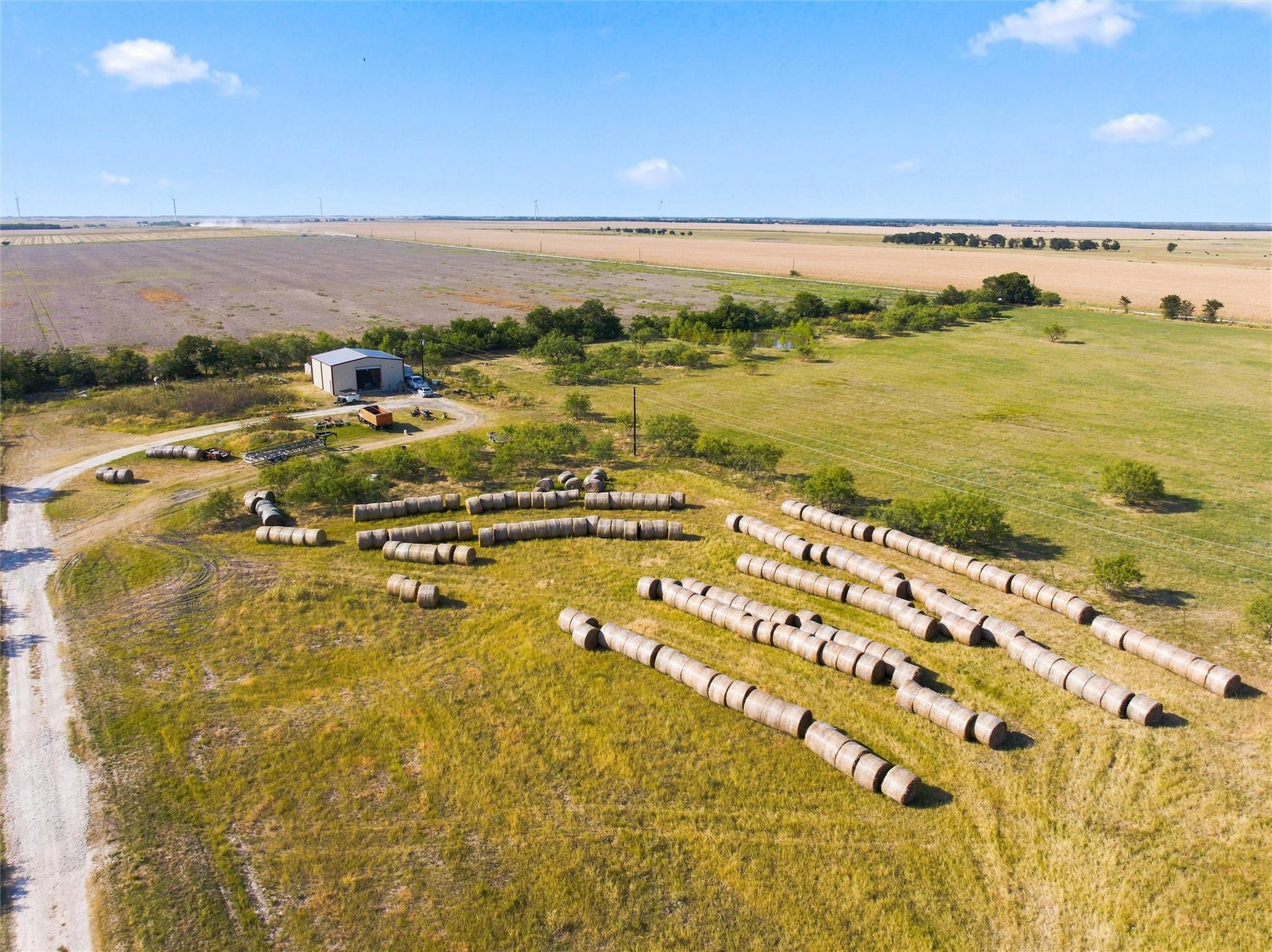 main property photo 17