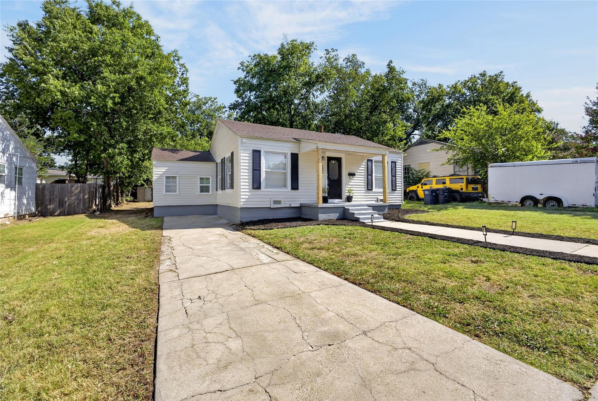 main property photo 35