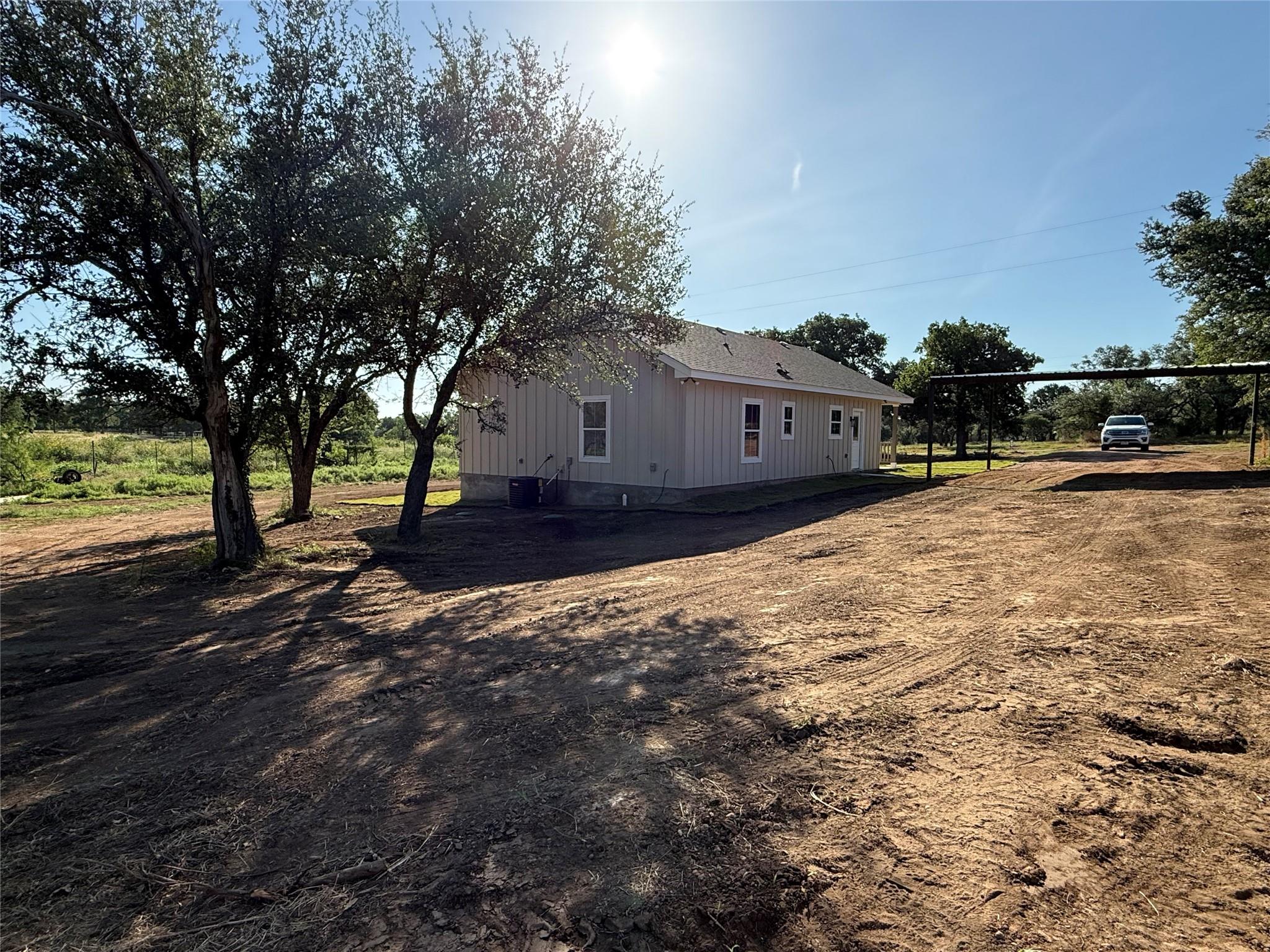 main property photo 8