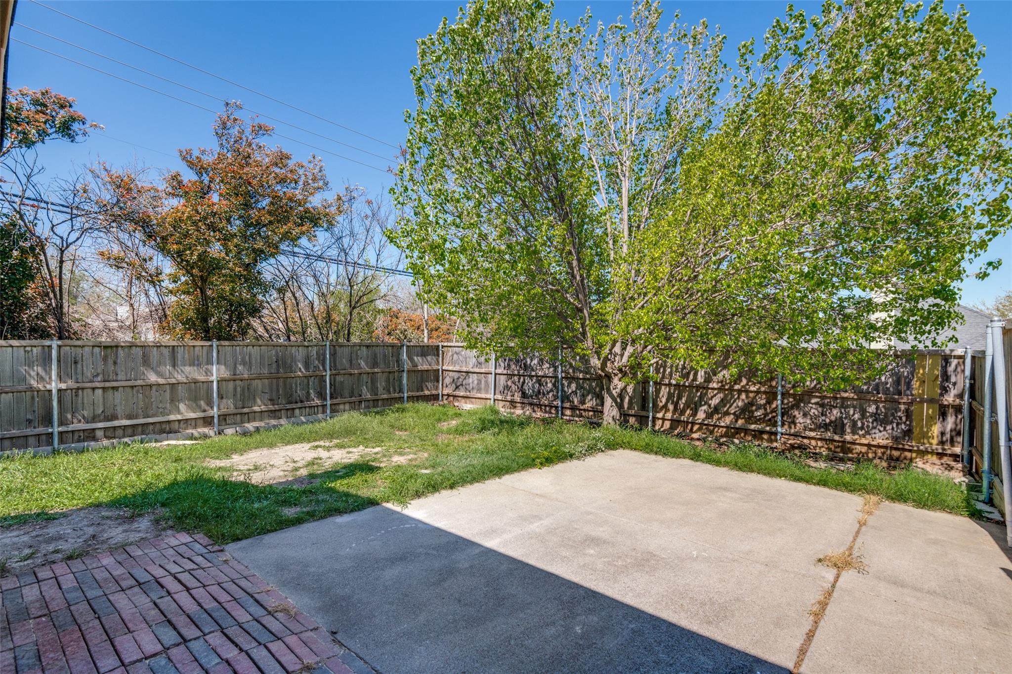 main property photo 21