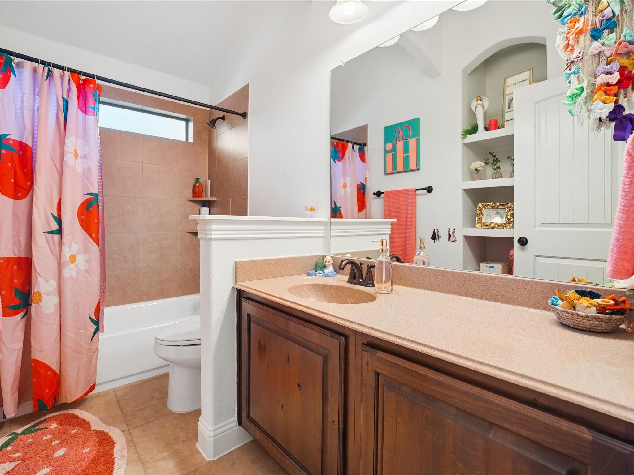 main property photo 24