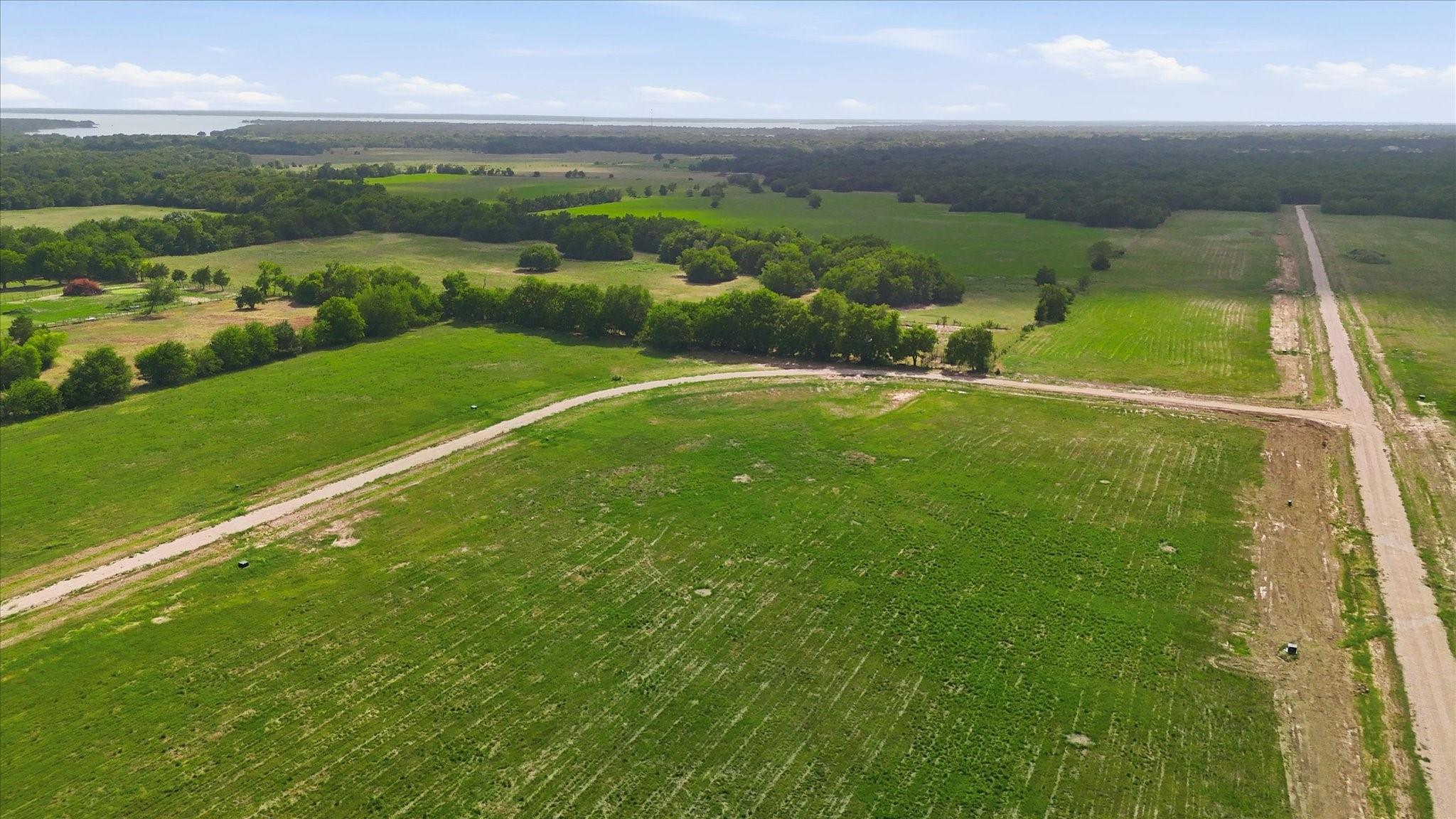 main property photo 8