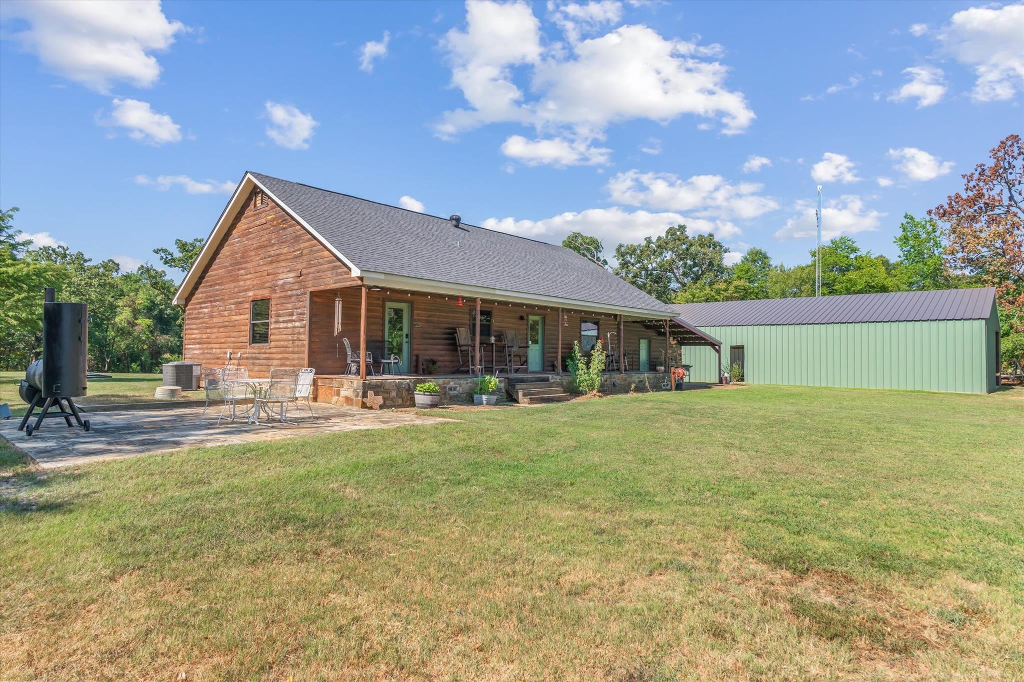 main property photo 7