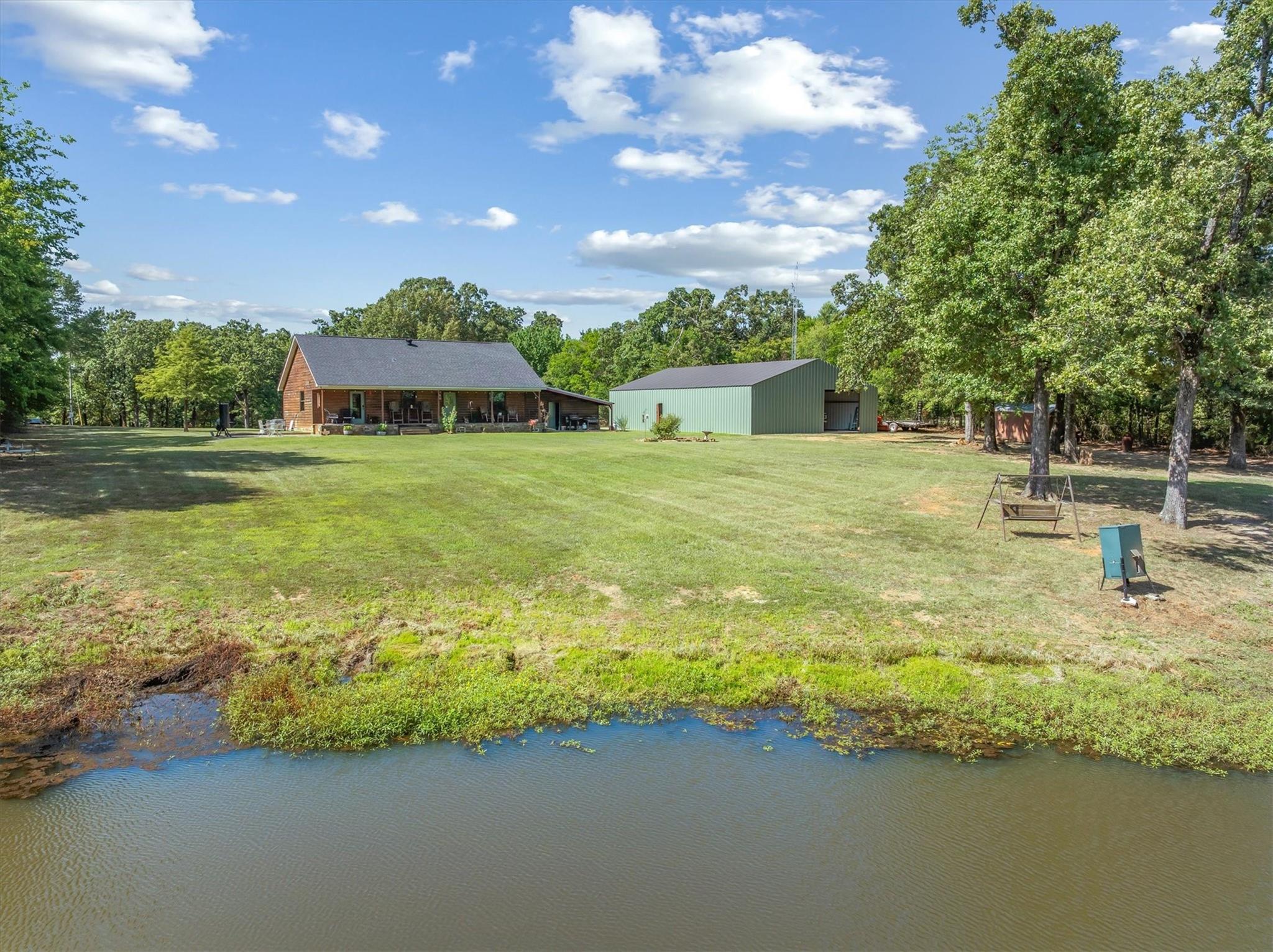 main property photo 9