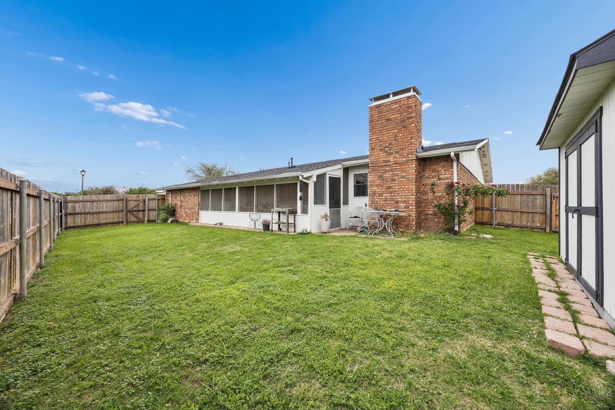main property photo 2