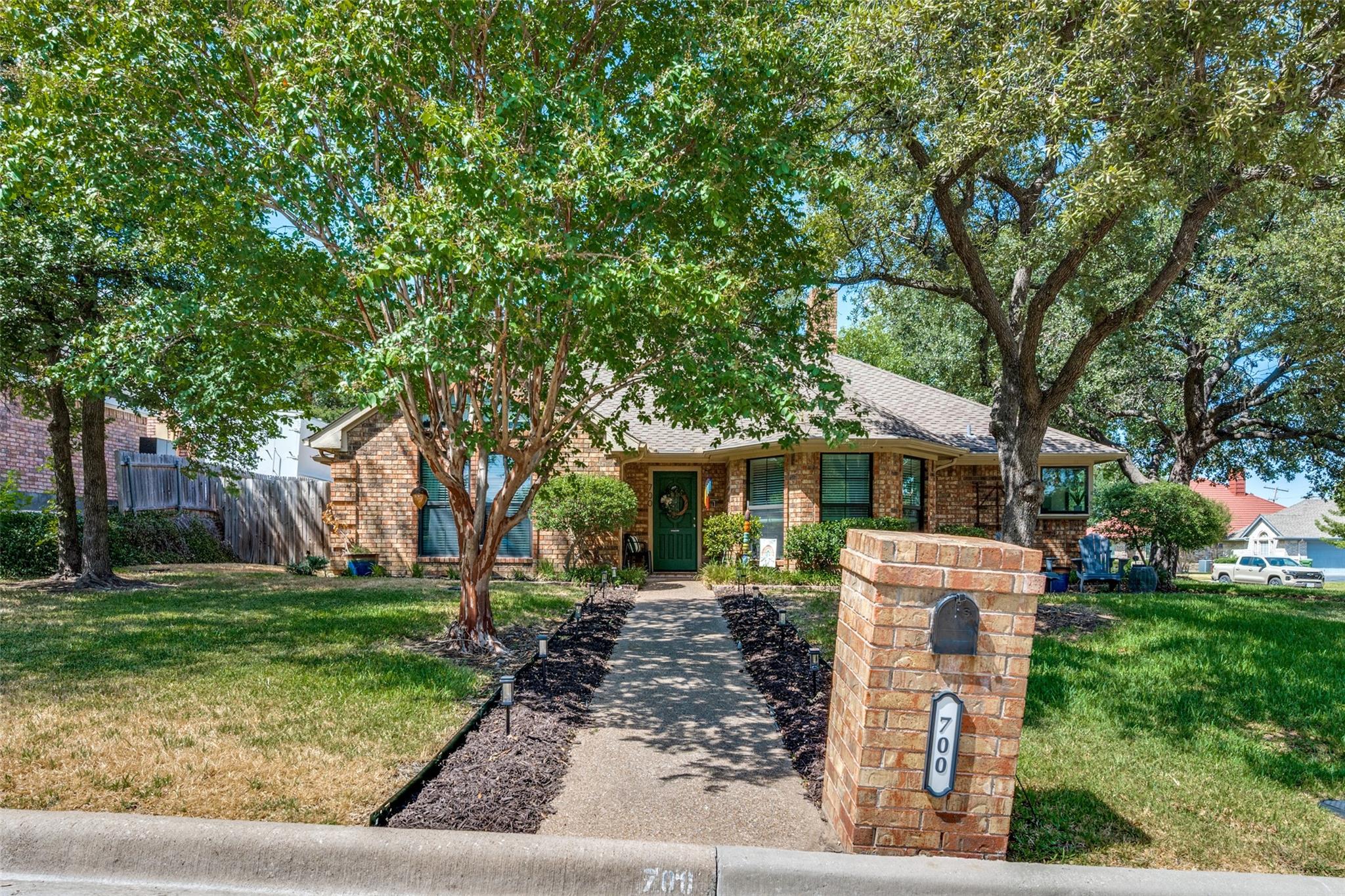 main property photo 24