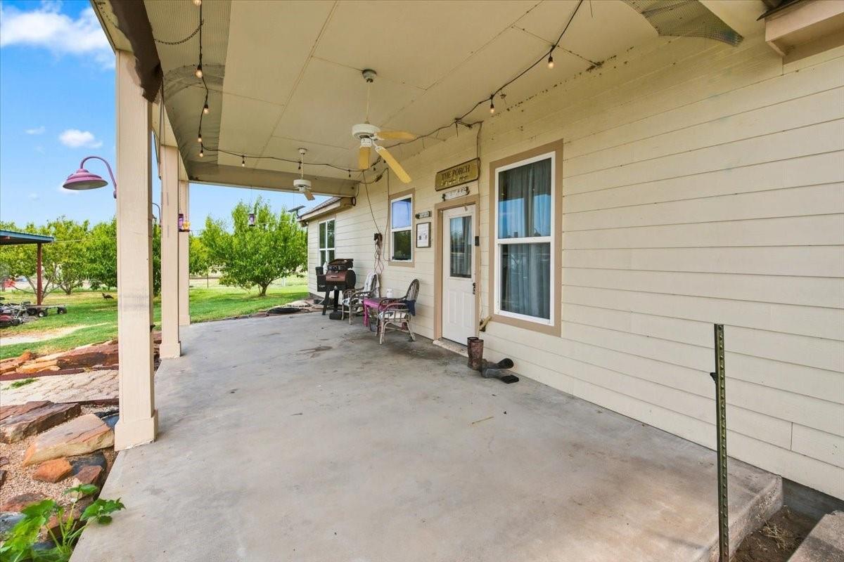 main property photo 23