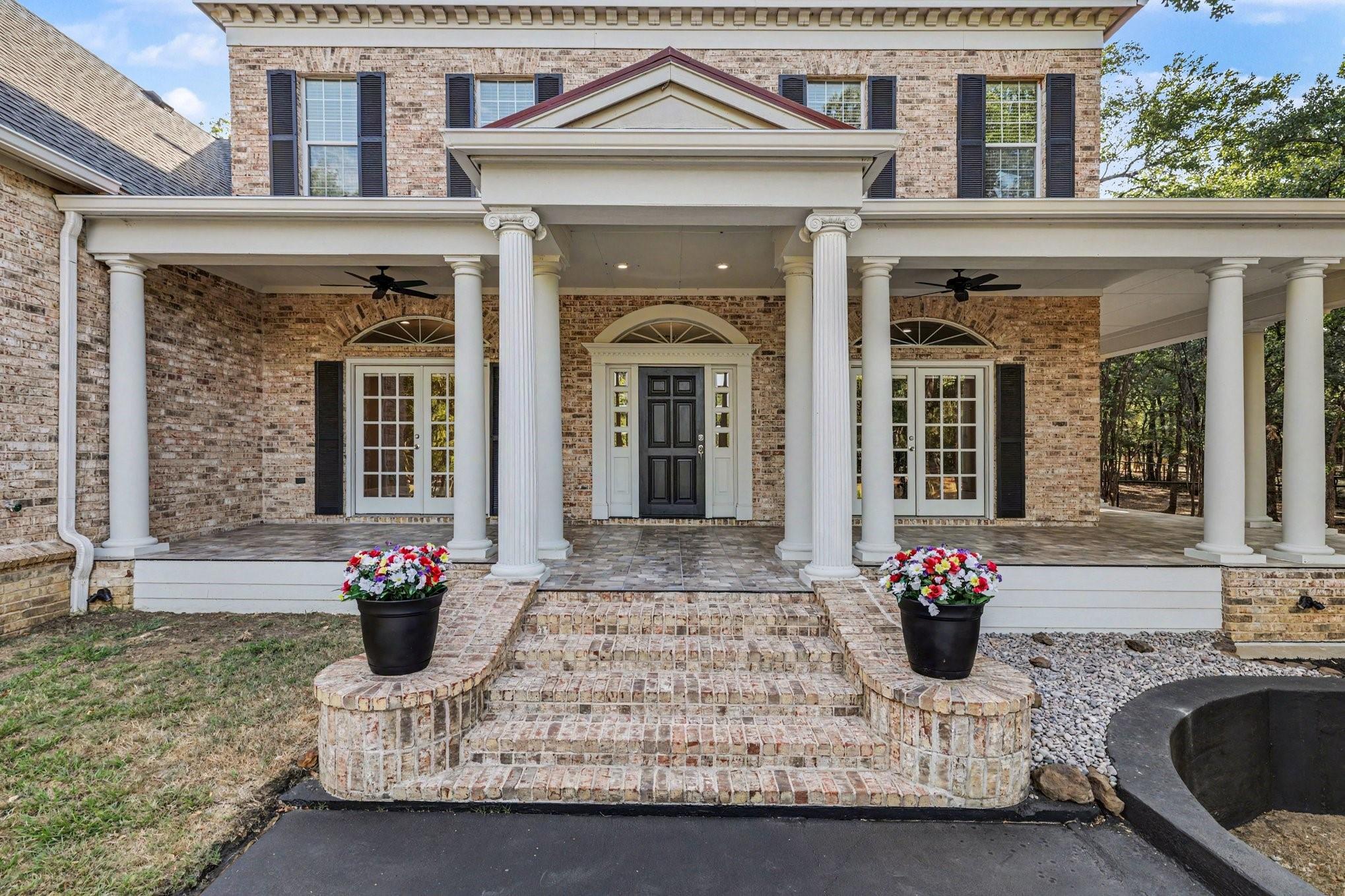 main property photo 12