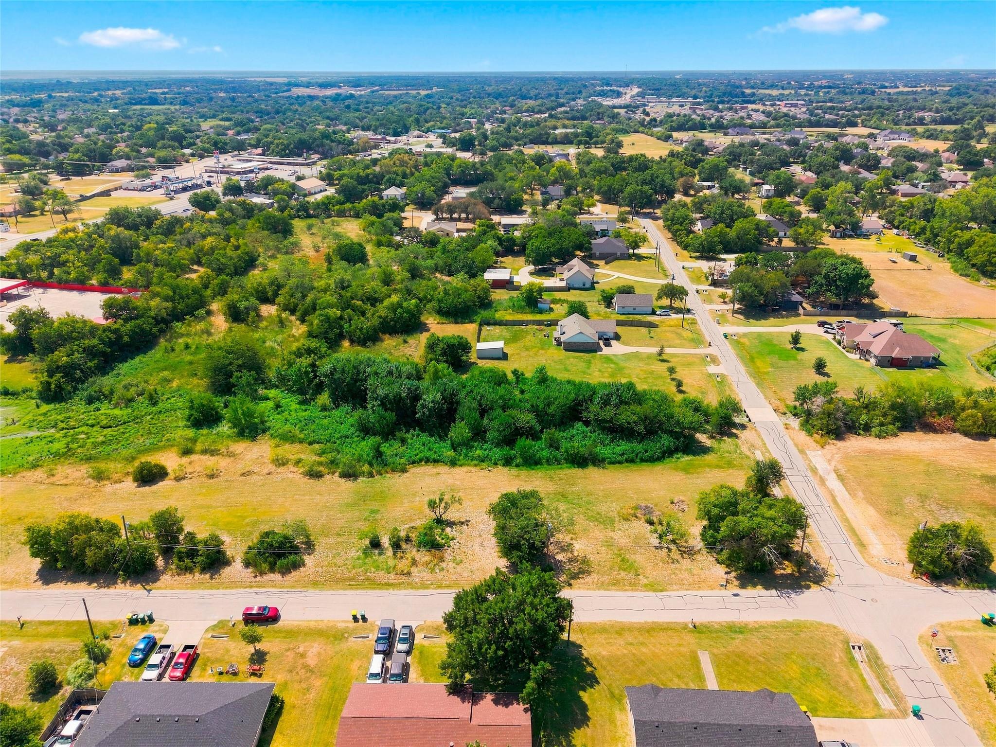 main property photo 3
