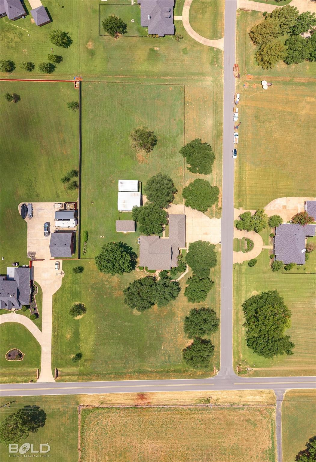 main property photo 33
