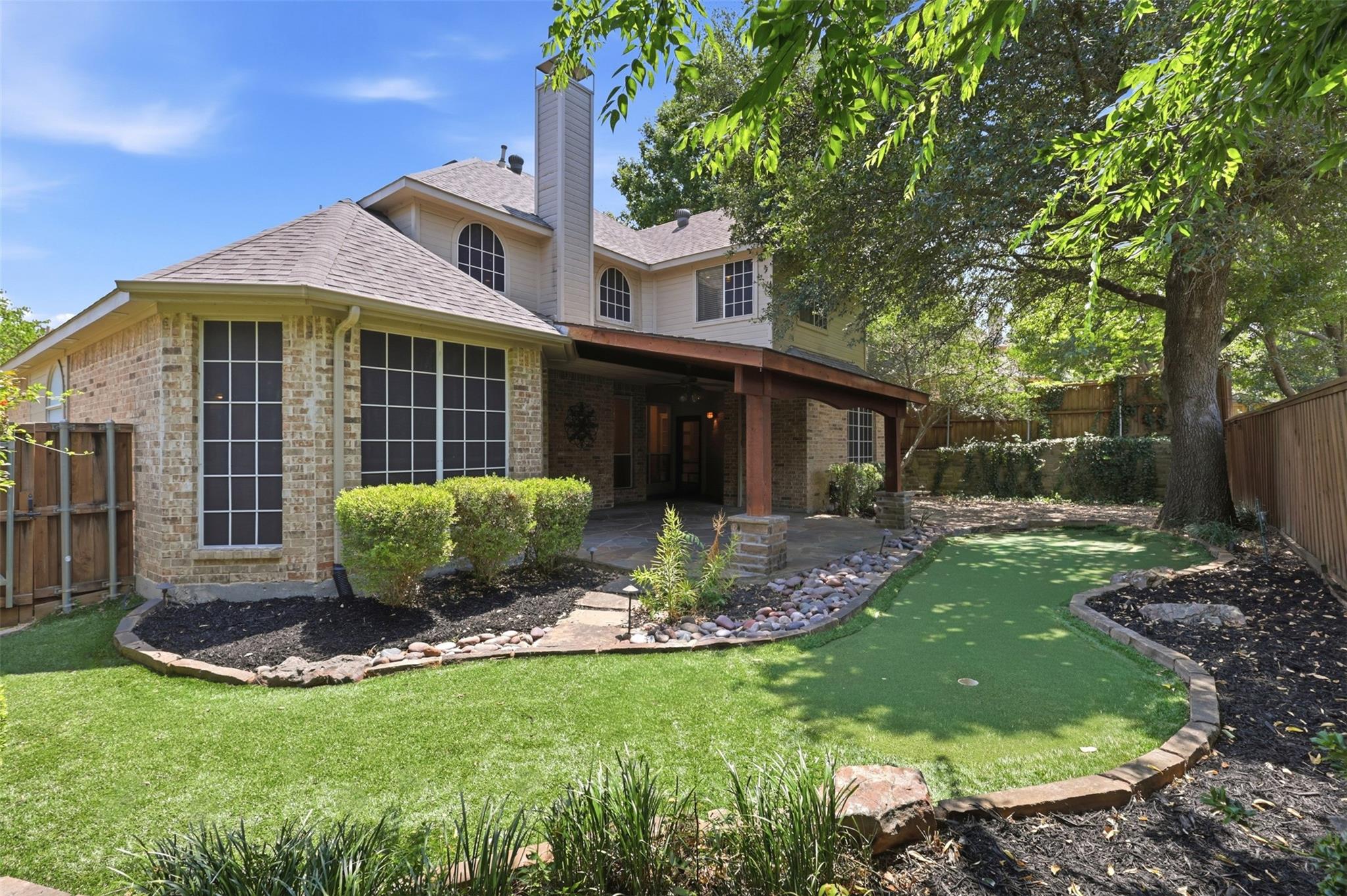 main property photo 18