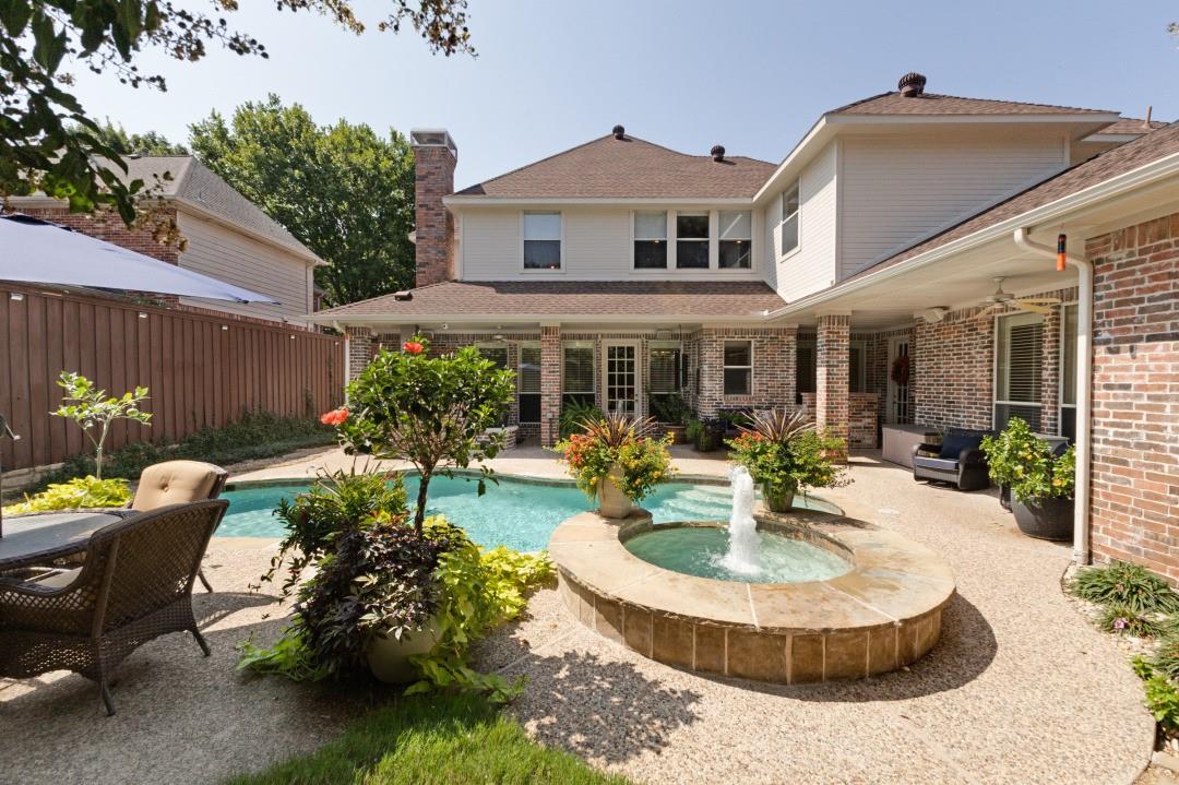 main property photo 6
