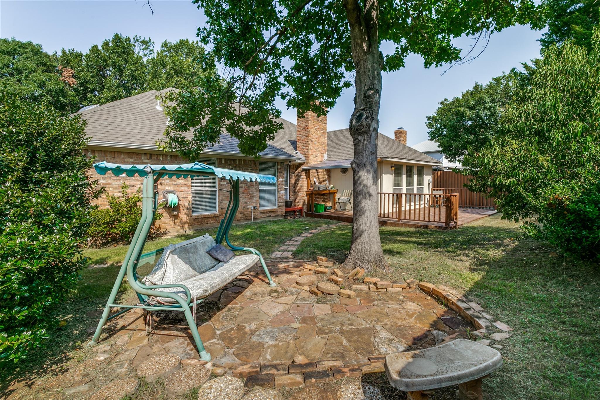 main property photo 23