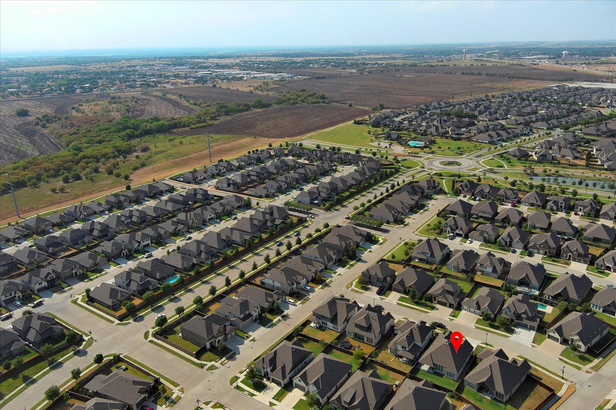 main property photo 25