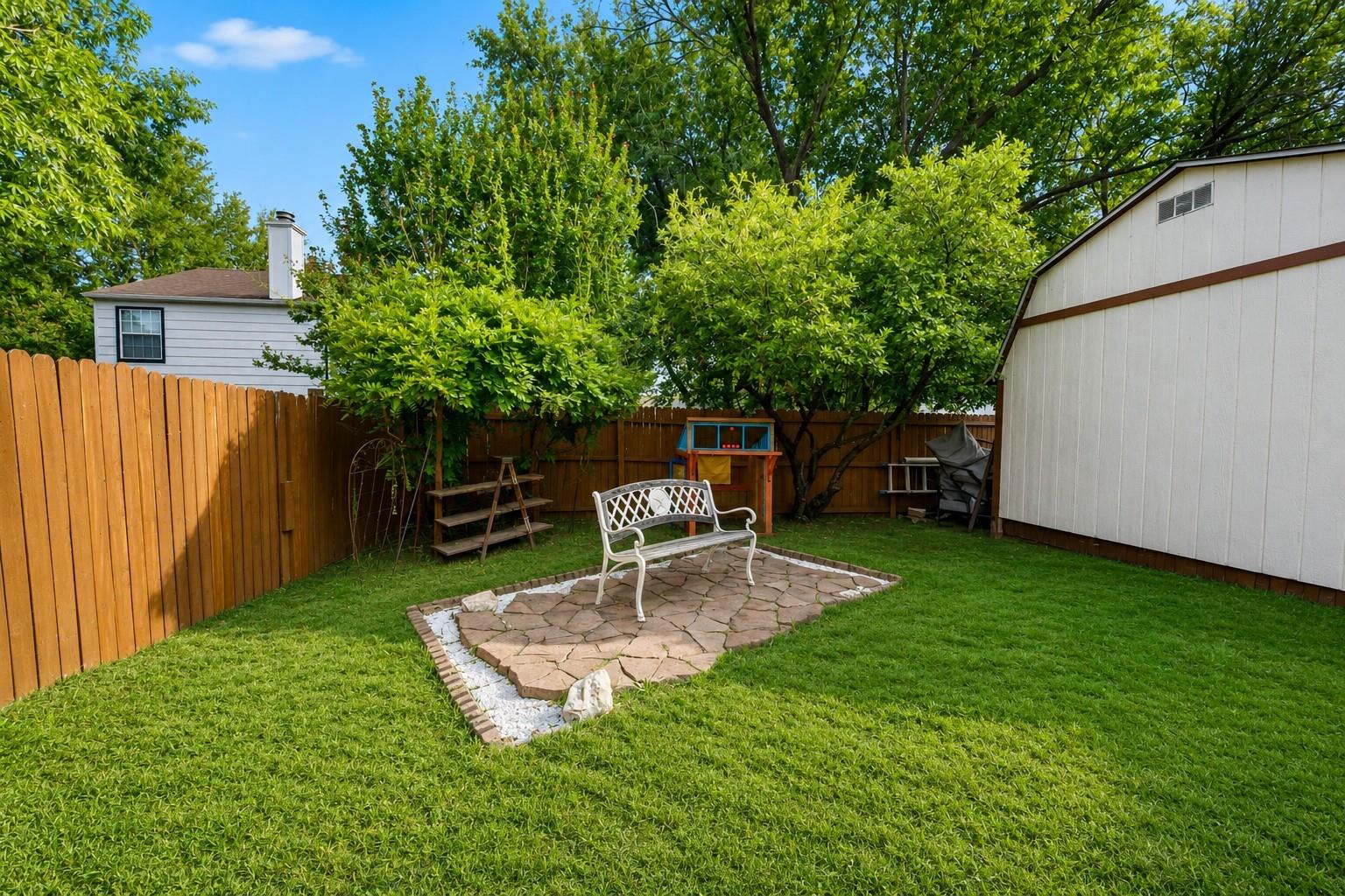 main property photo 29