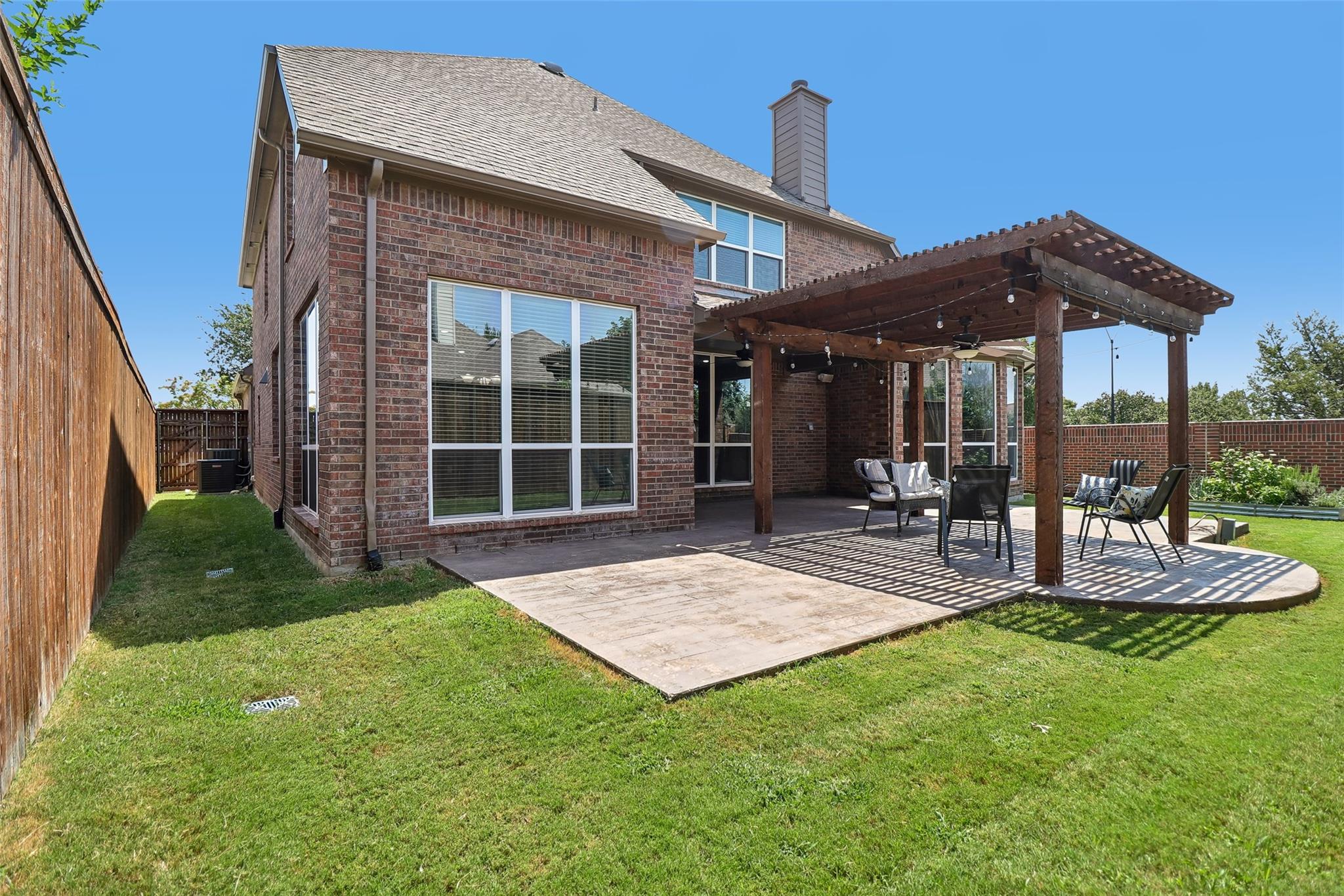 main property photo 36