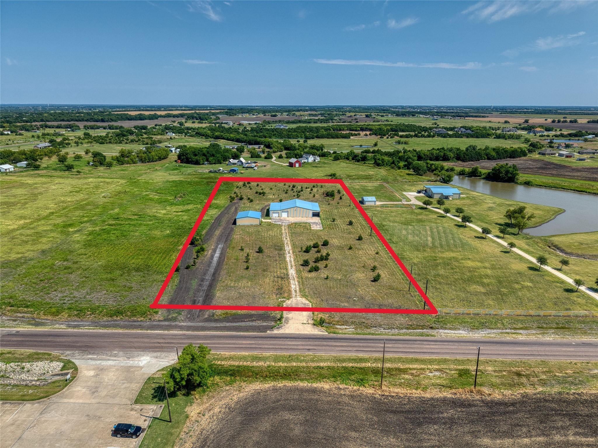 main property photo 23