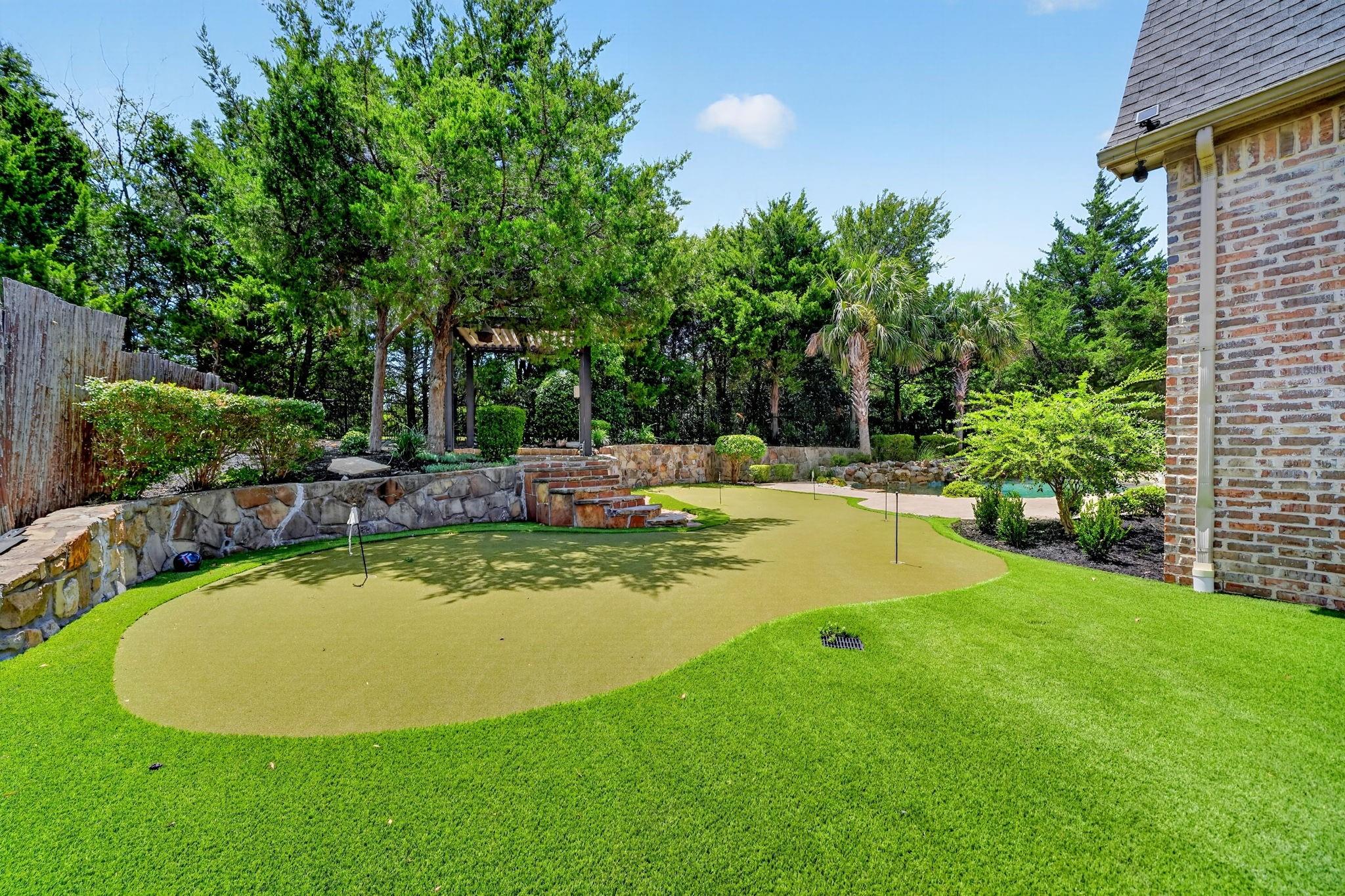 main property photo 20