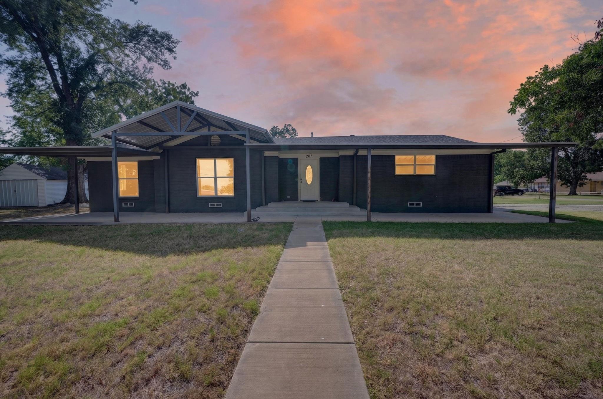 main property photo 1