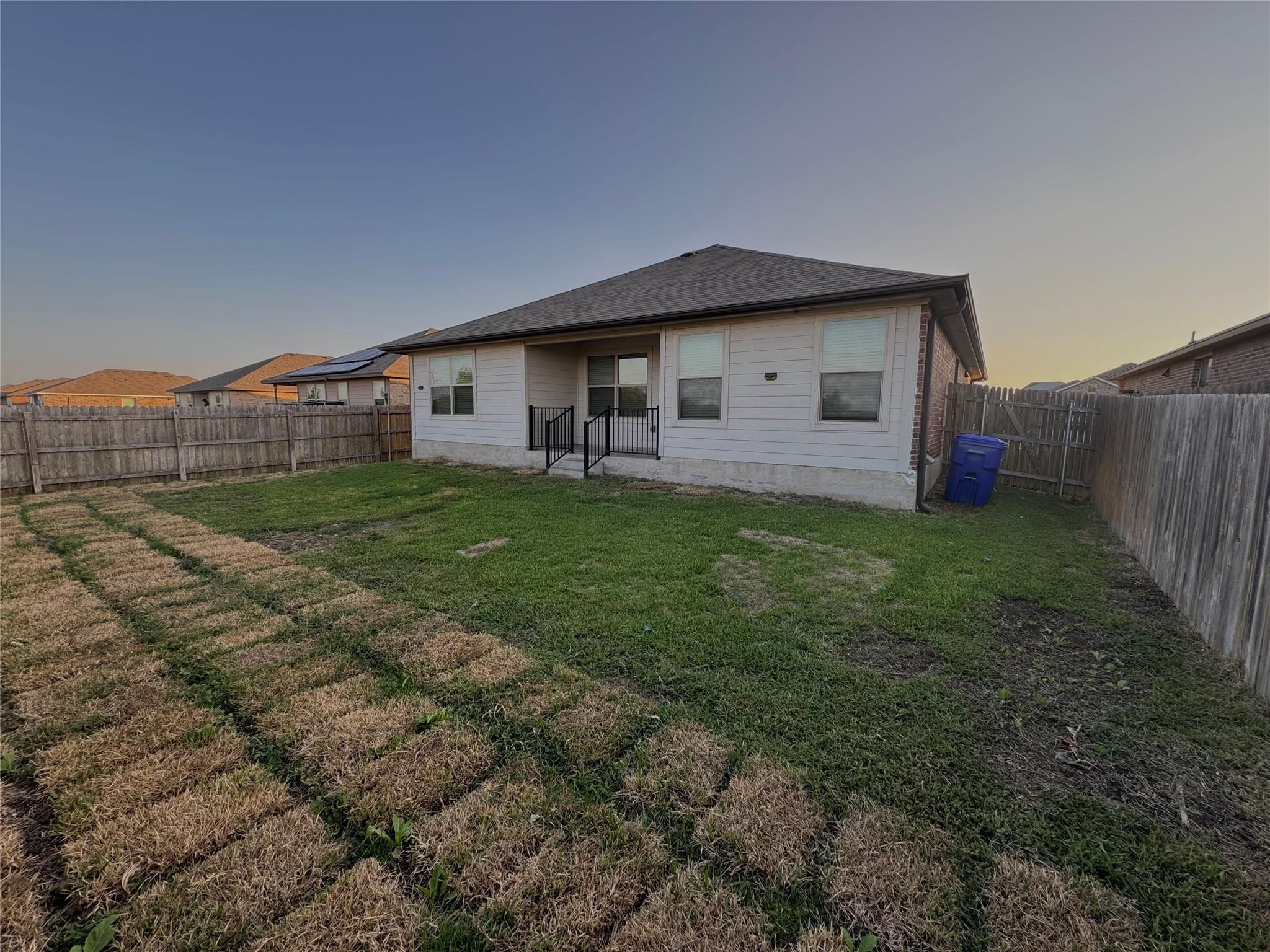 main property photo 14
