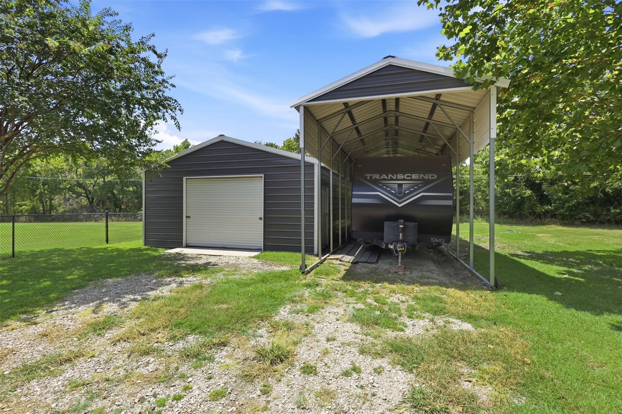 main property photo 27