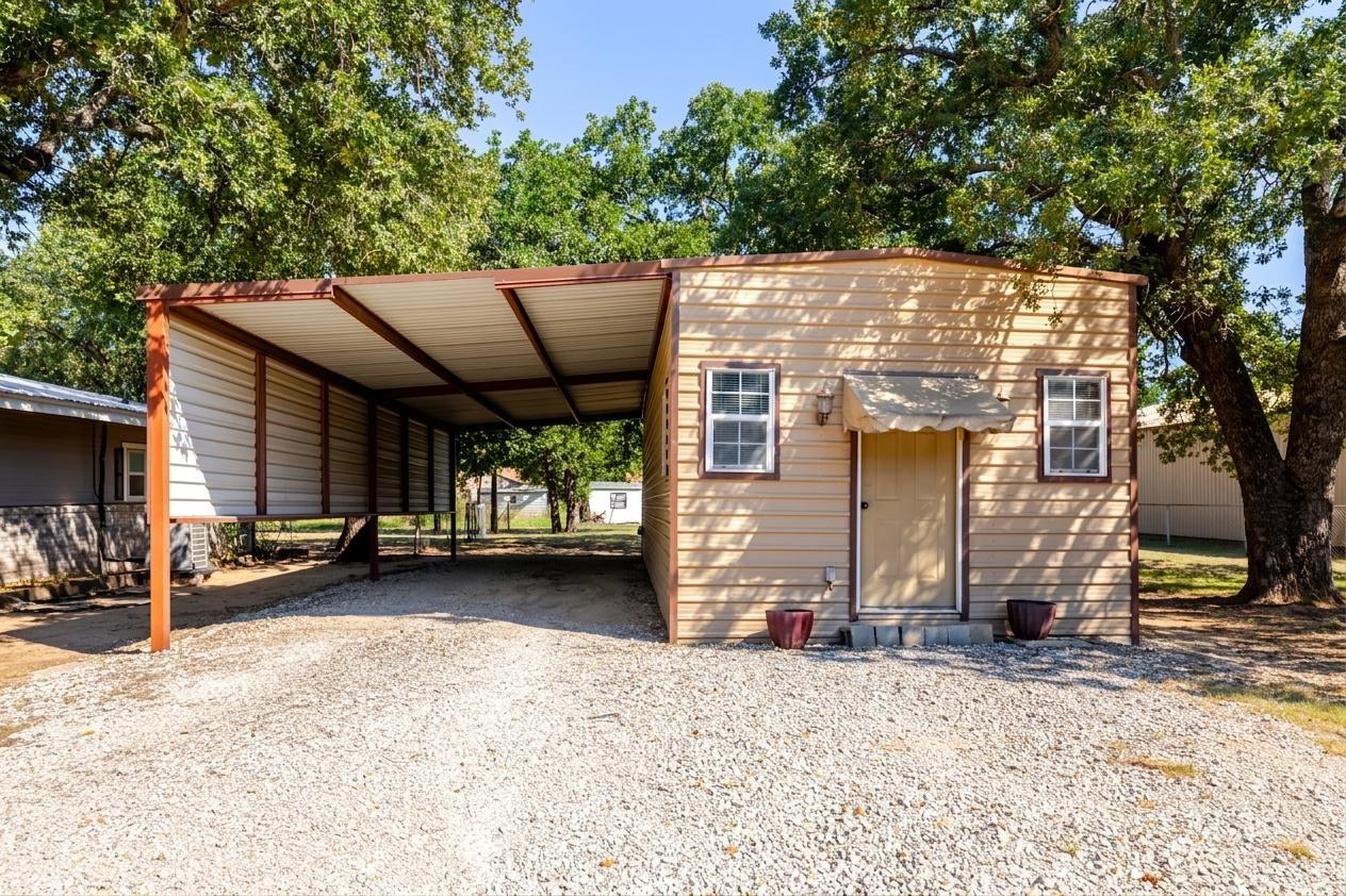 main property photo 36