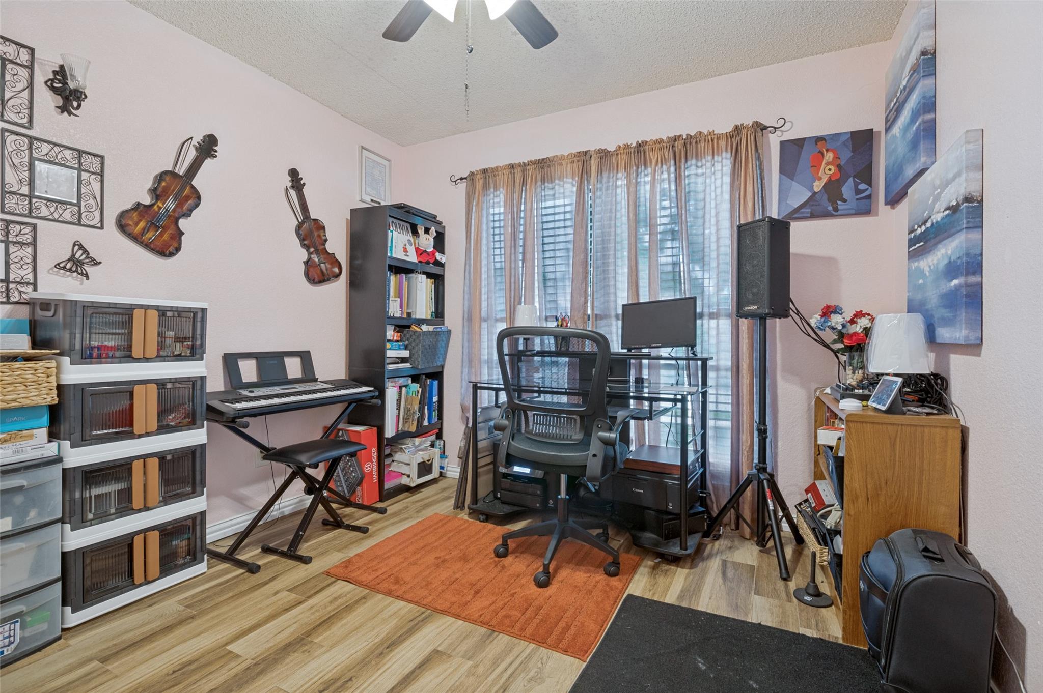 main property photo 20