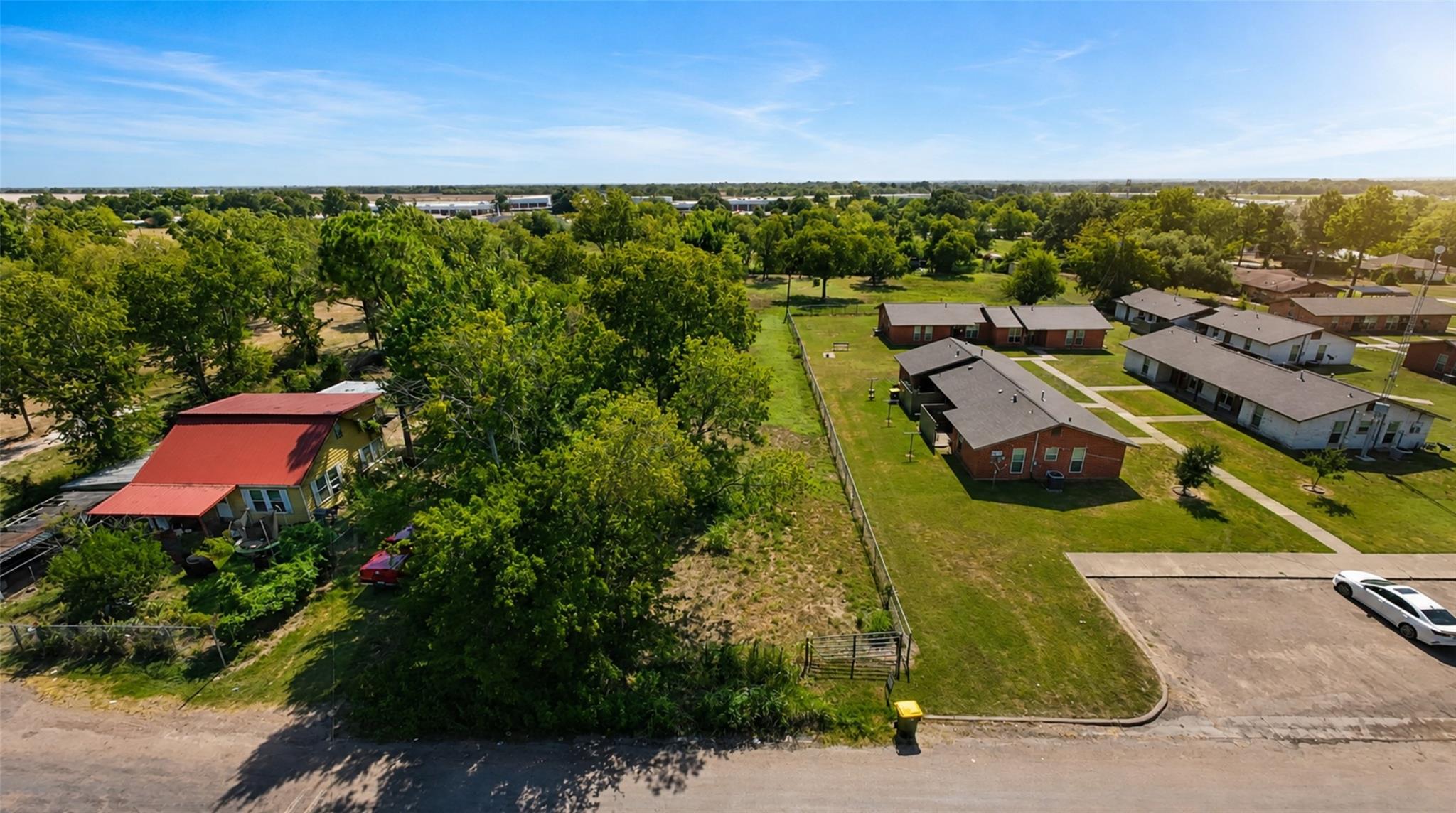 main property photo 2