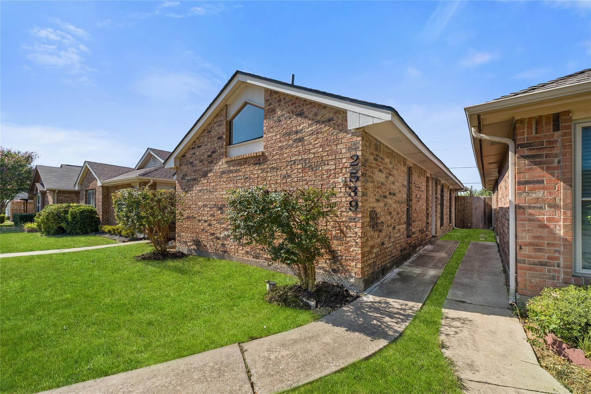 main property photo 1