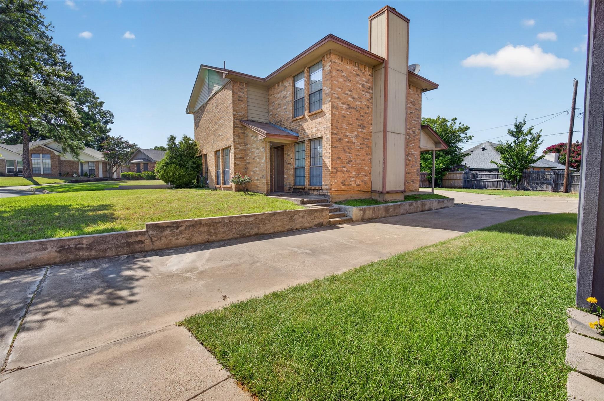 main property photo 1
