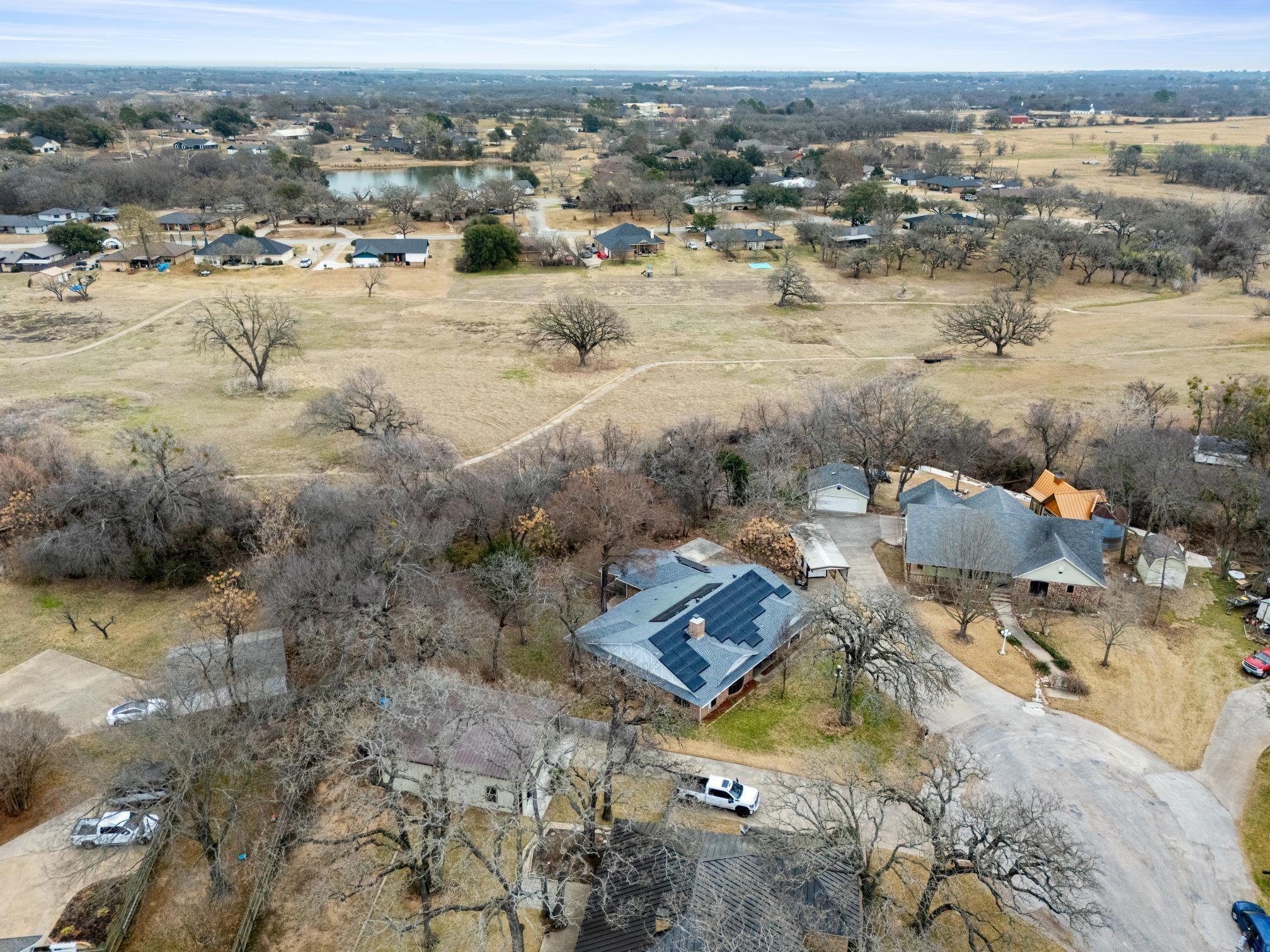 main property photo 9