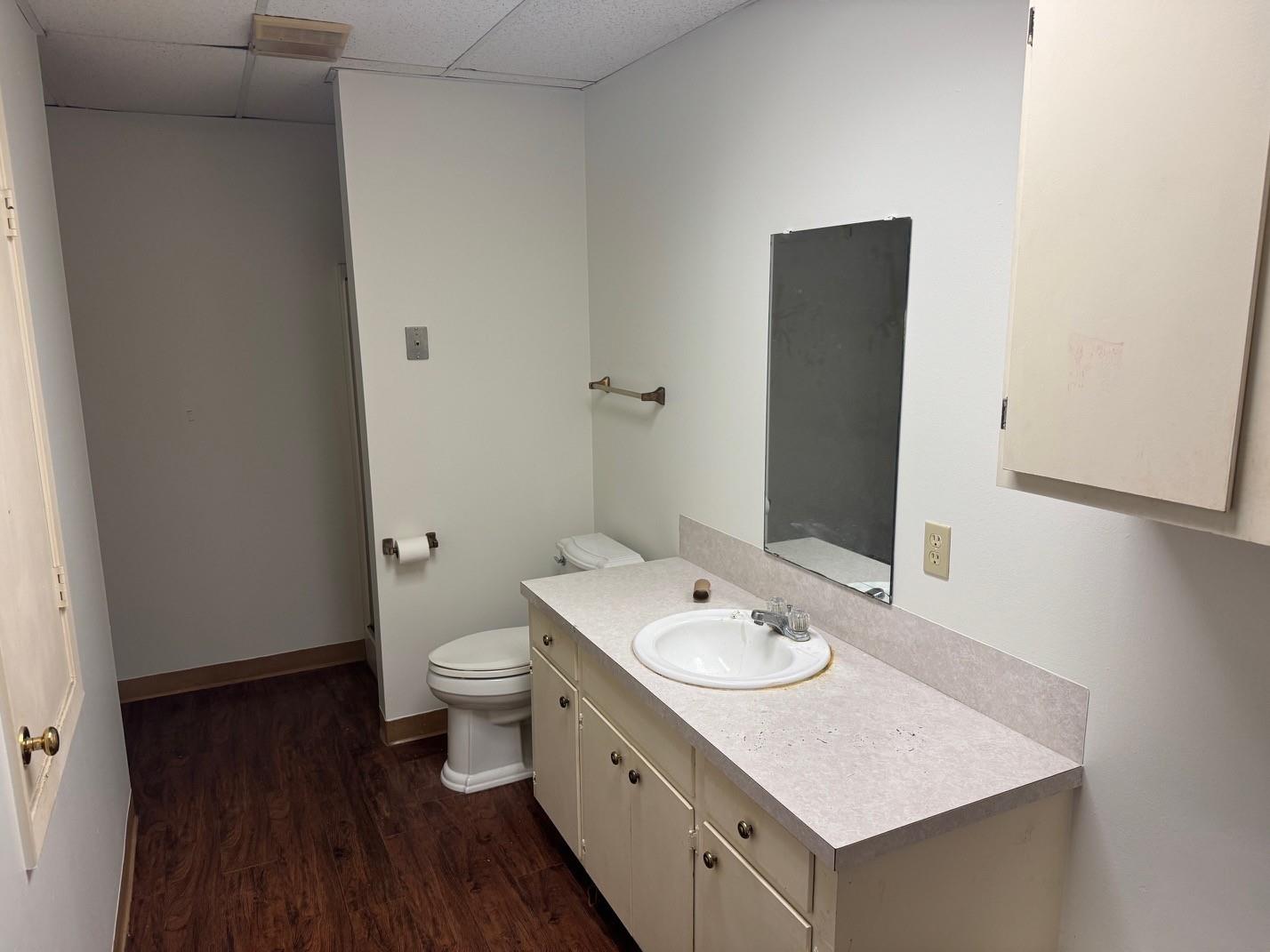 main property photo 6
