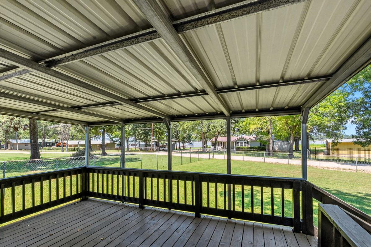 main property photo 22