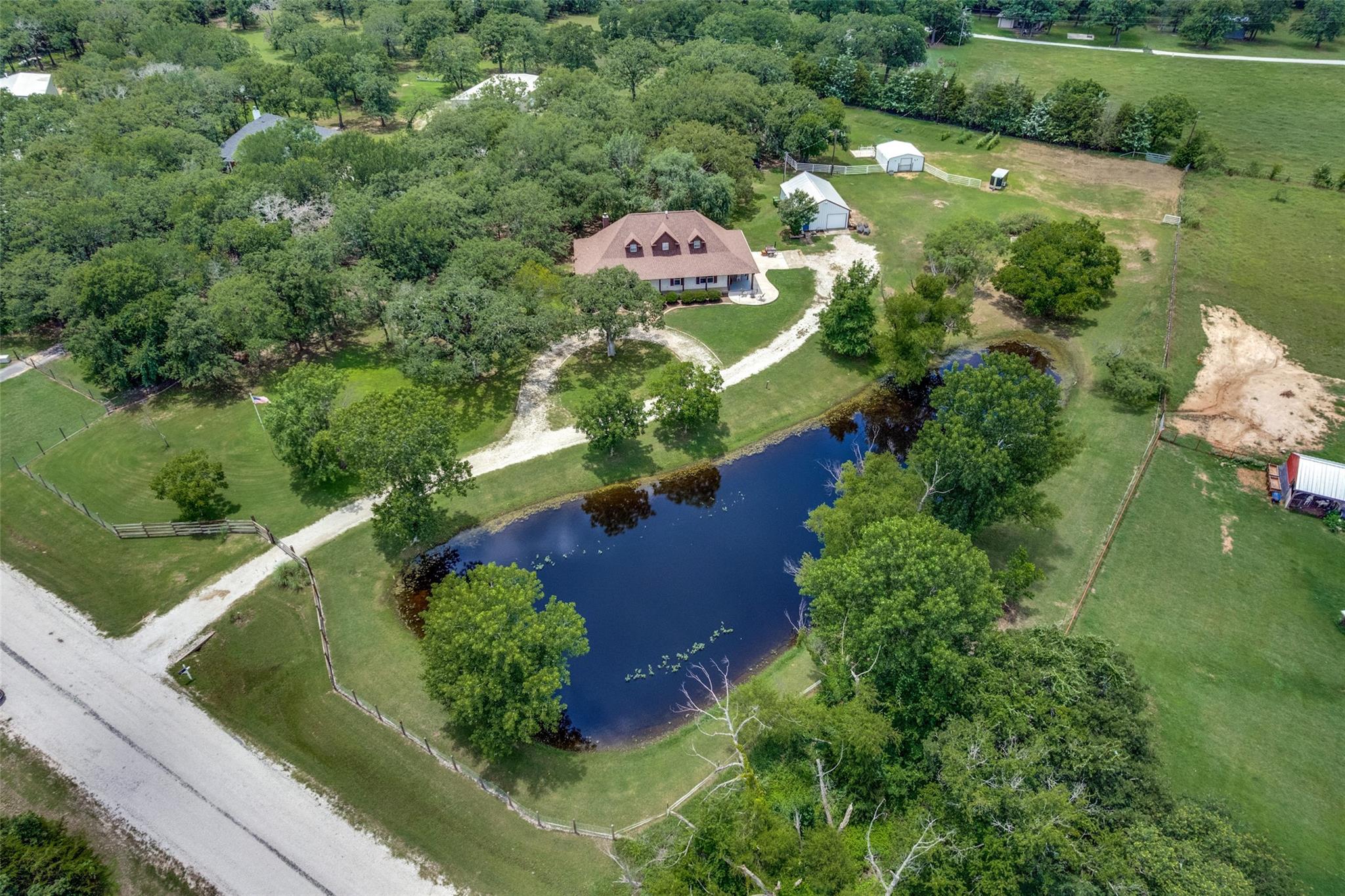main property photo 36