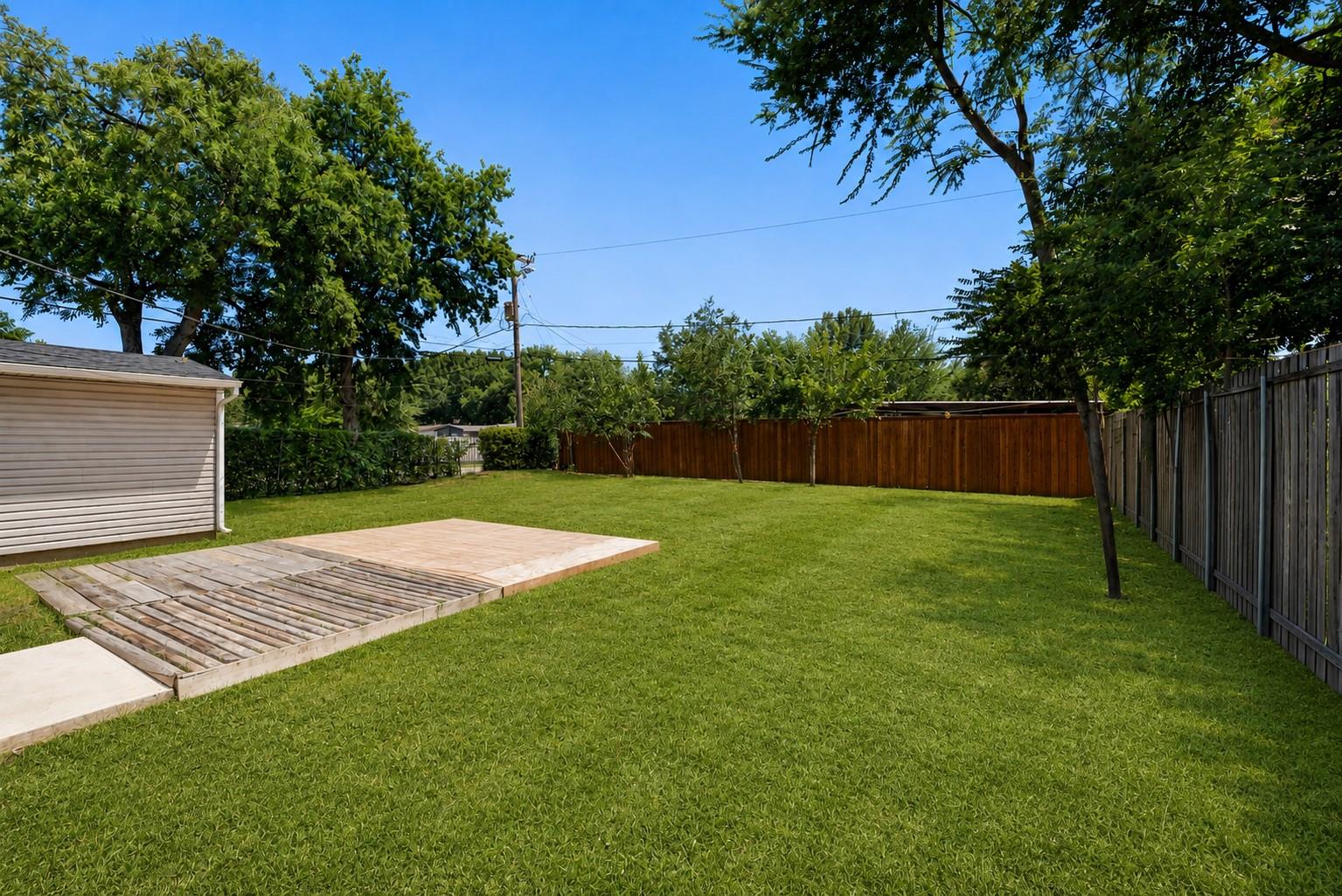 main property photo 17