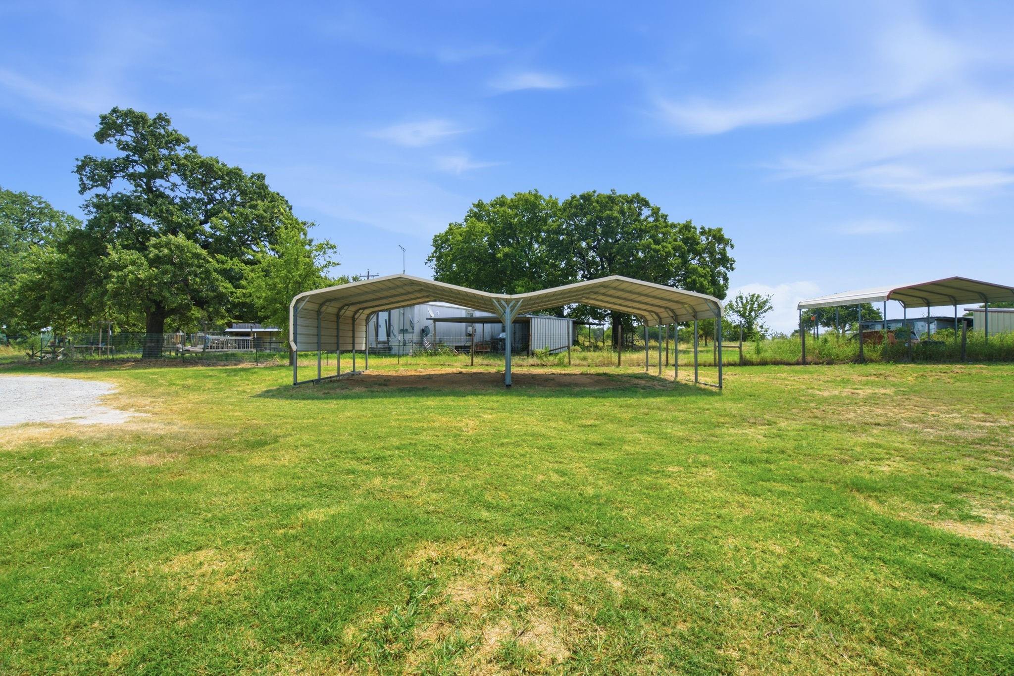 main property photo 33