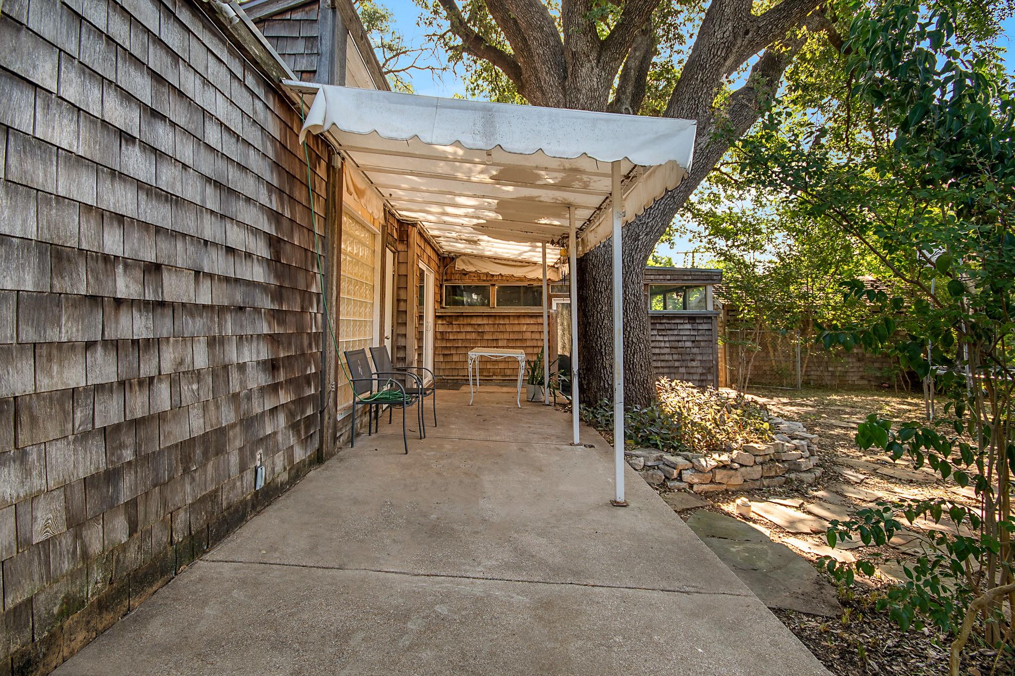 main property photo 26