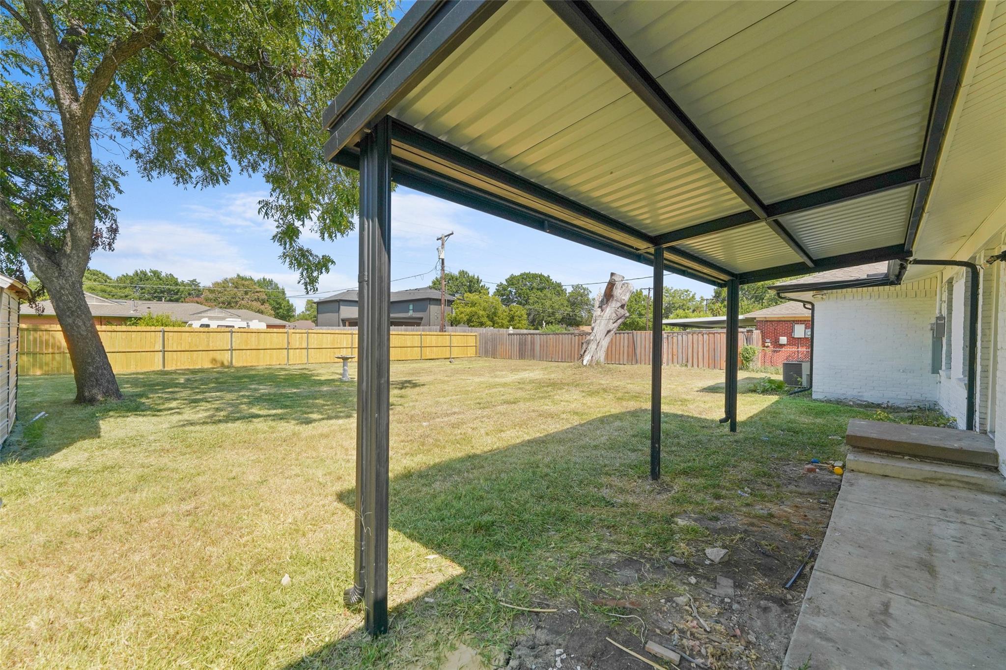 main property photo 18