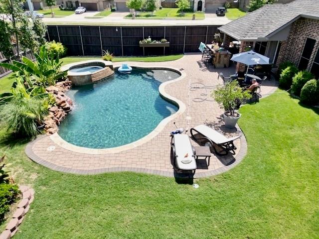 main property photo 34