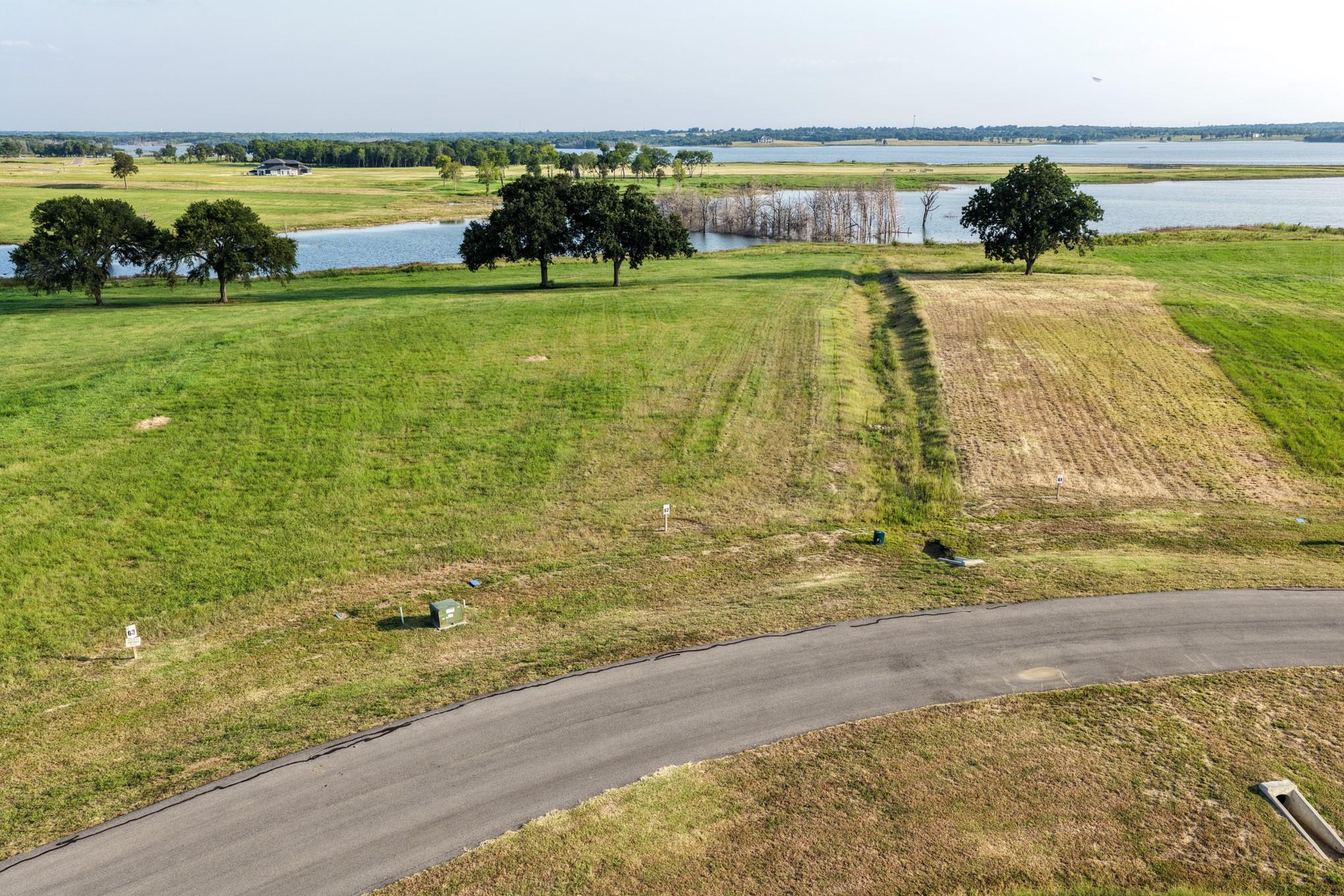 main property photo 22