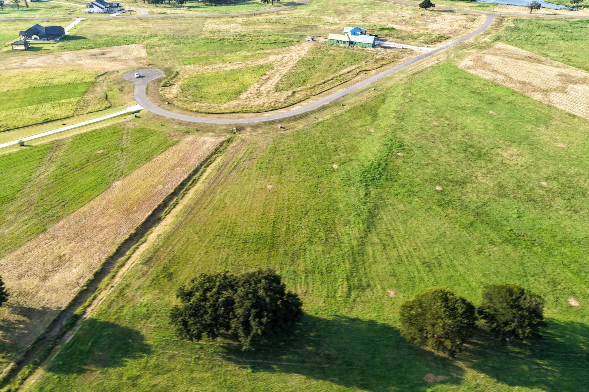 main property photo 27