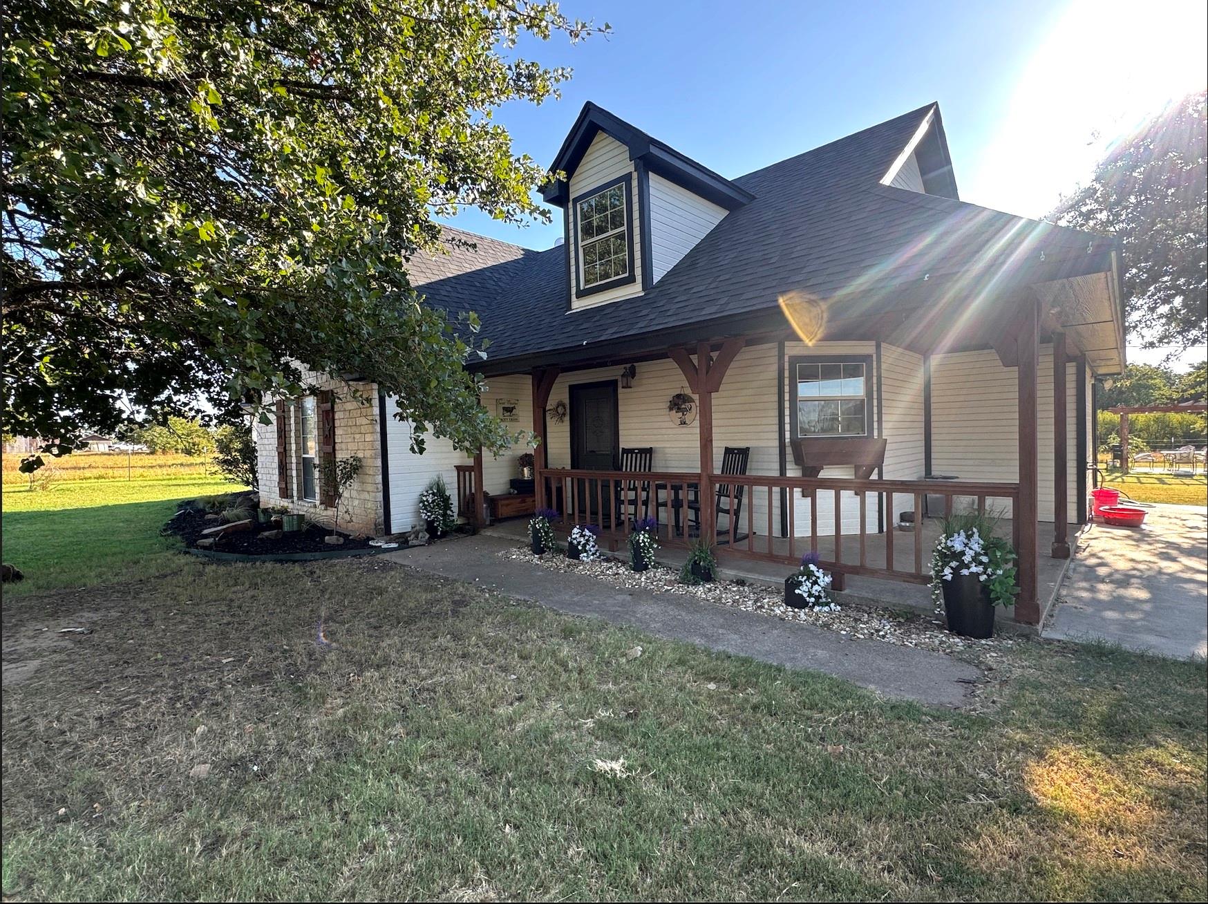 main property photo 2