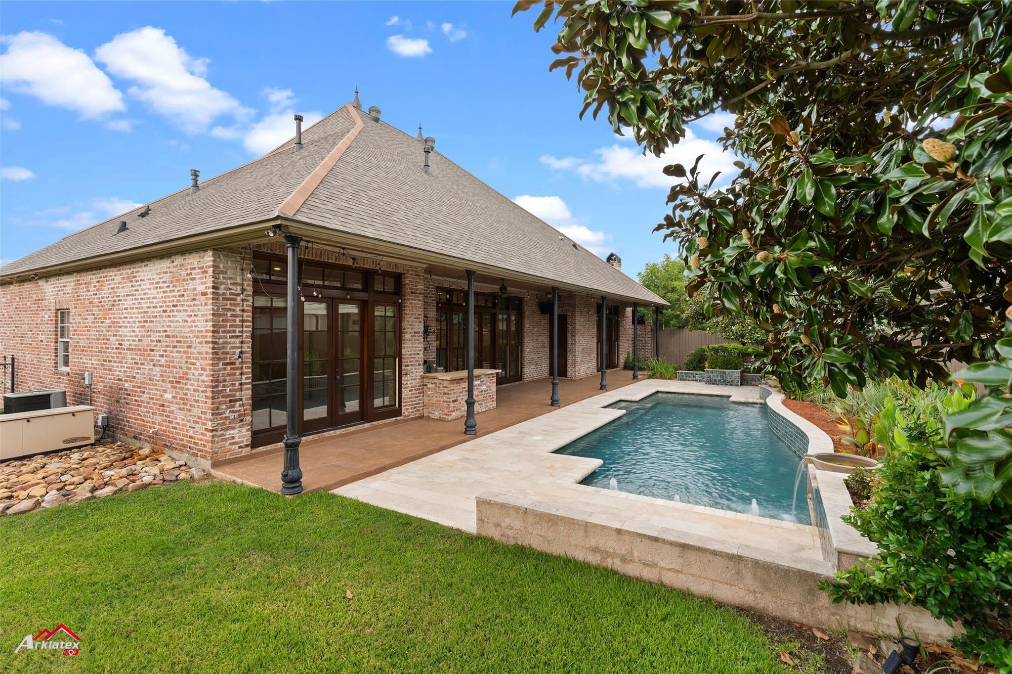 main property photo 29