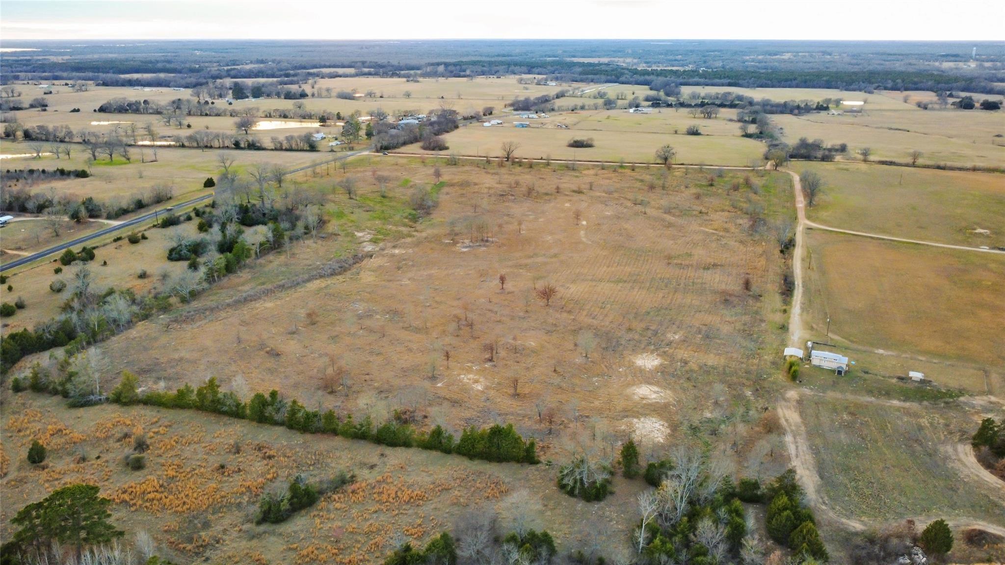 main property photo 31
