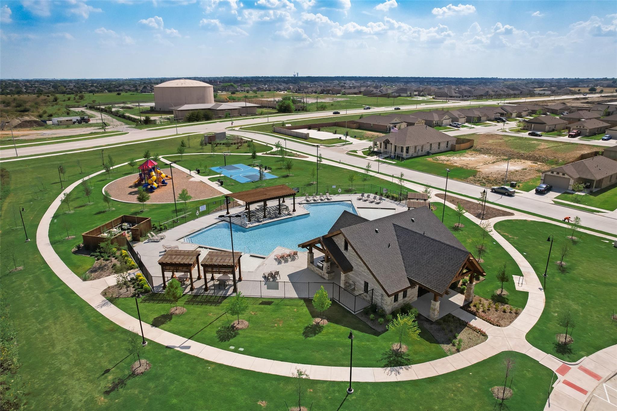 main property photo 24