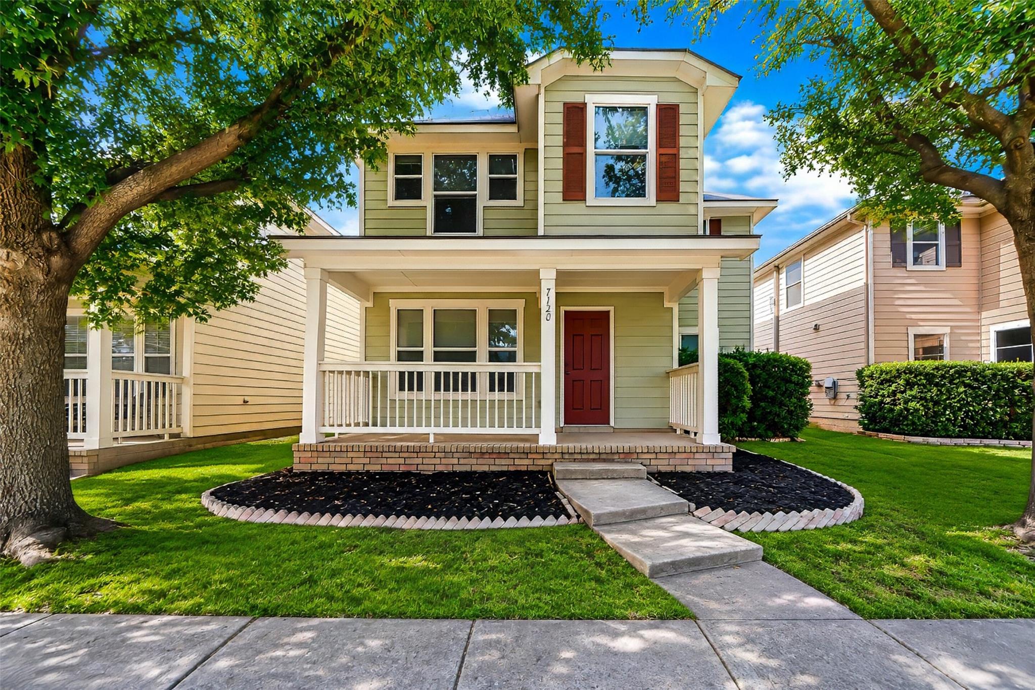 main property photo 3