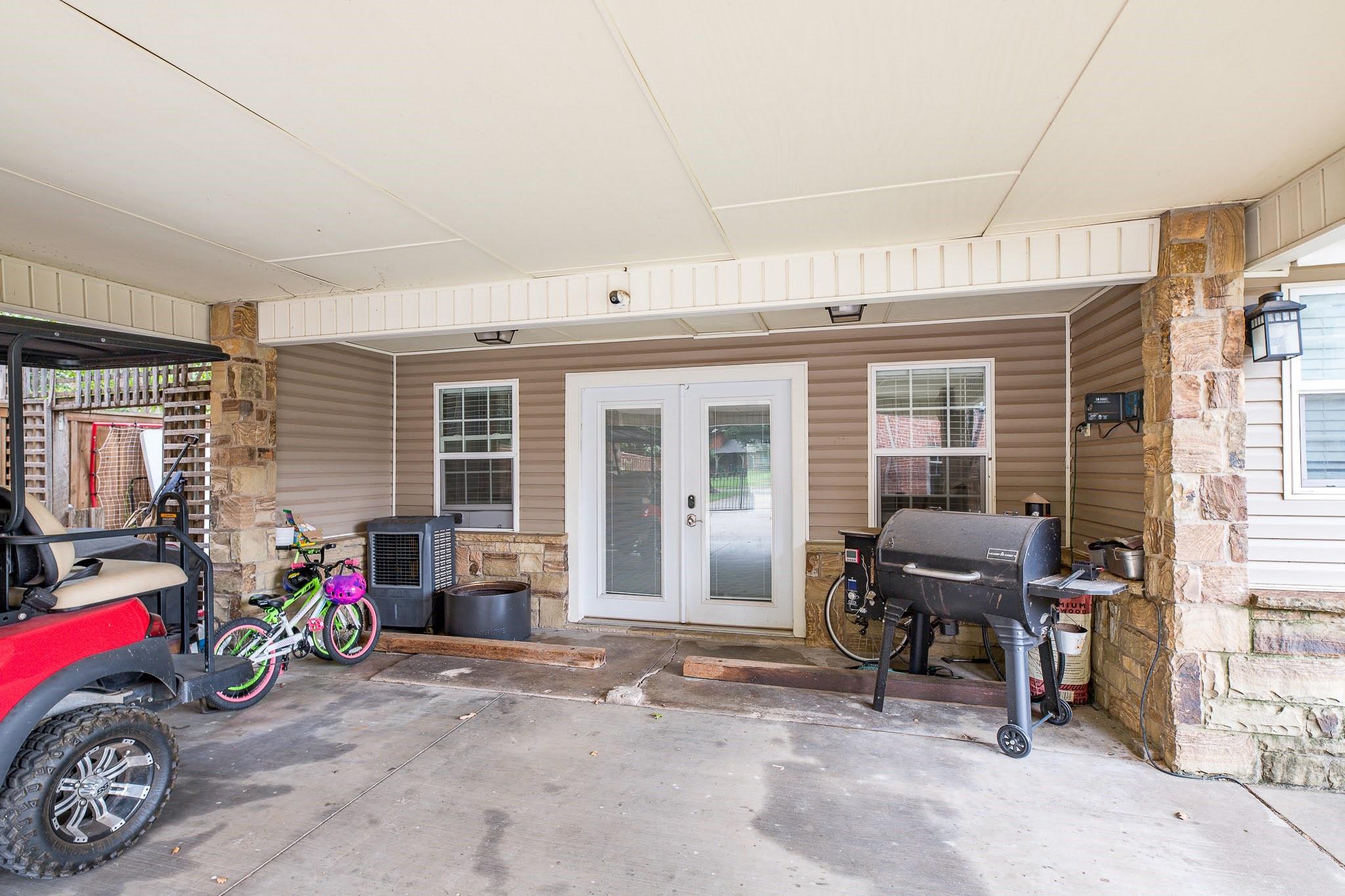 main property photo 36