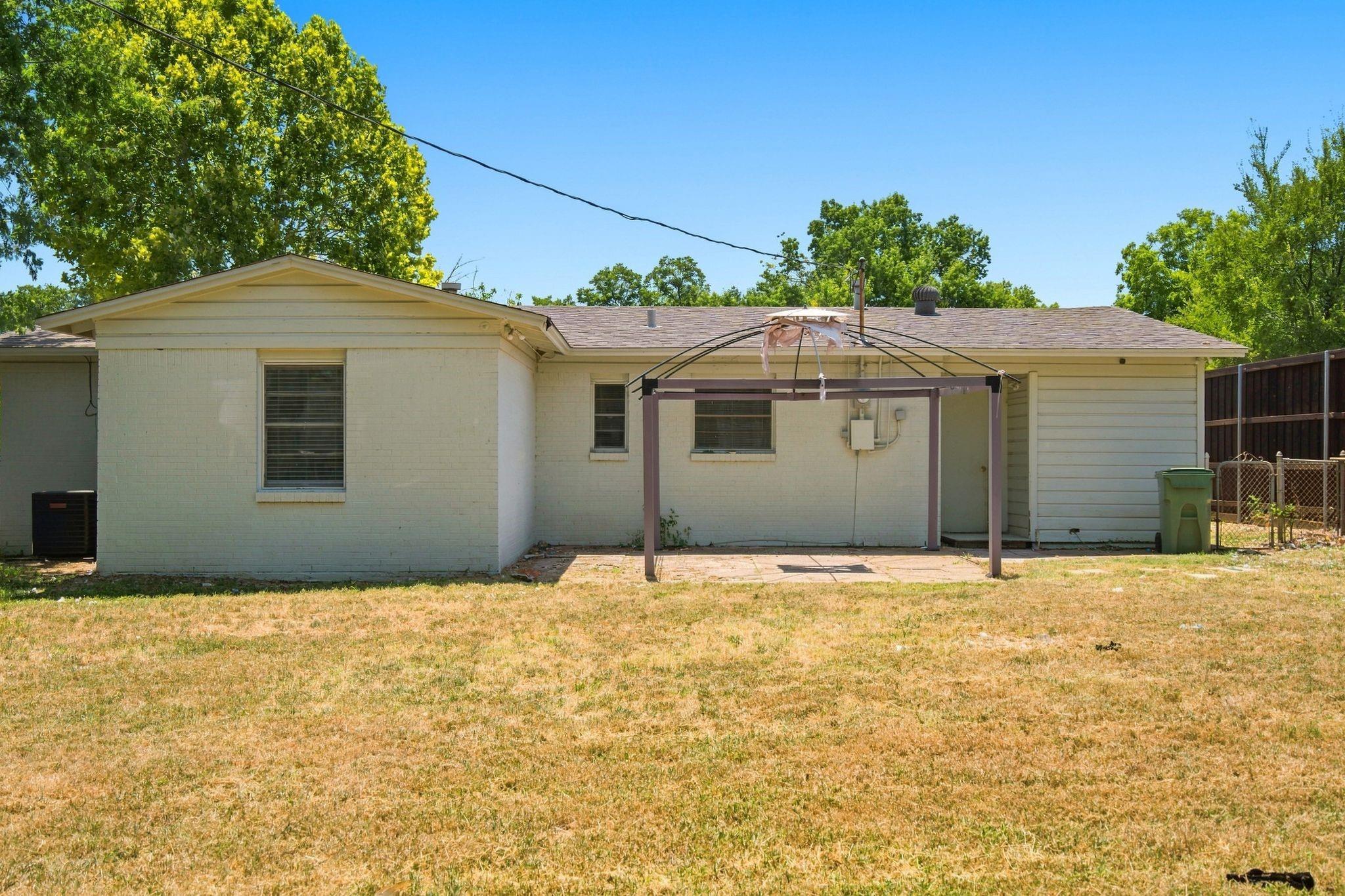main property photo 15