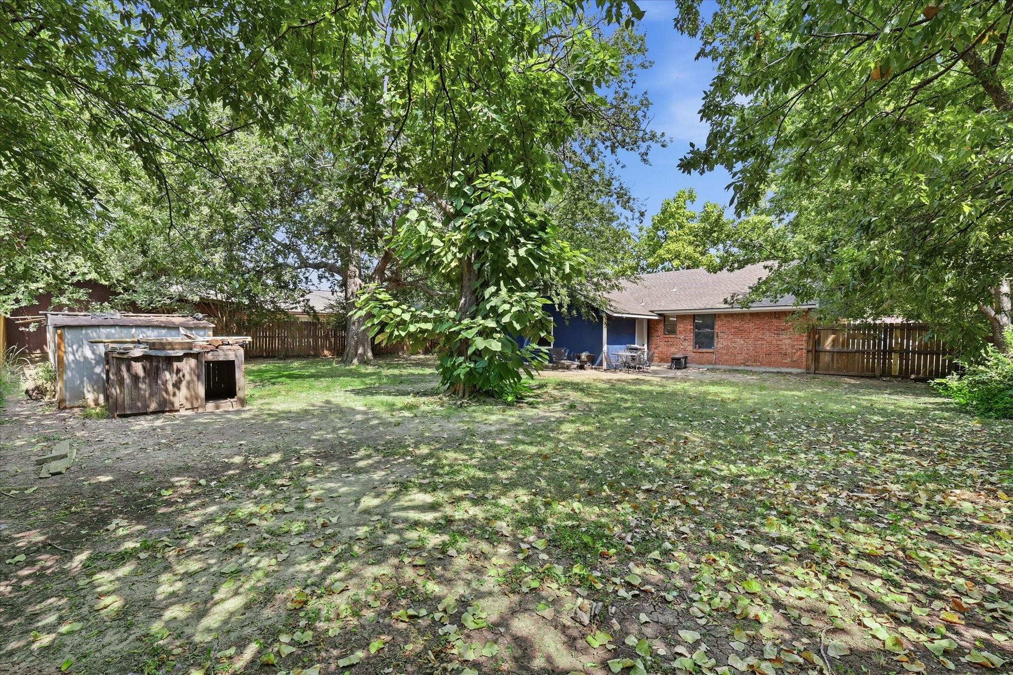 main property photo 25